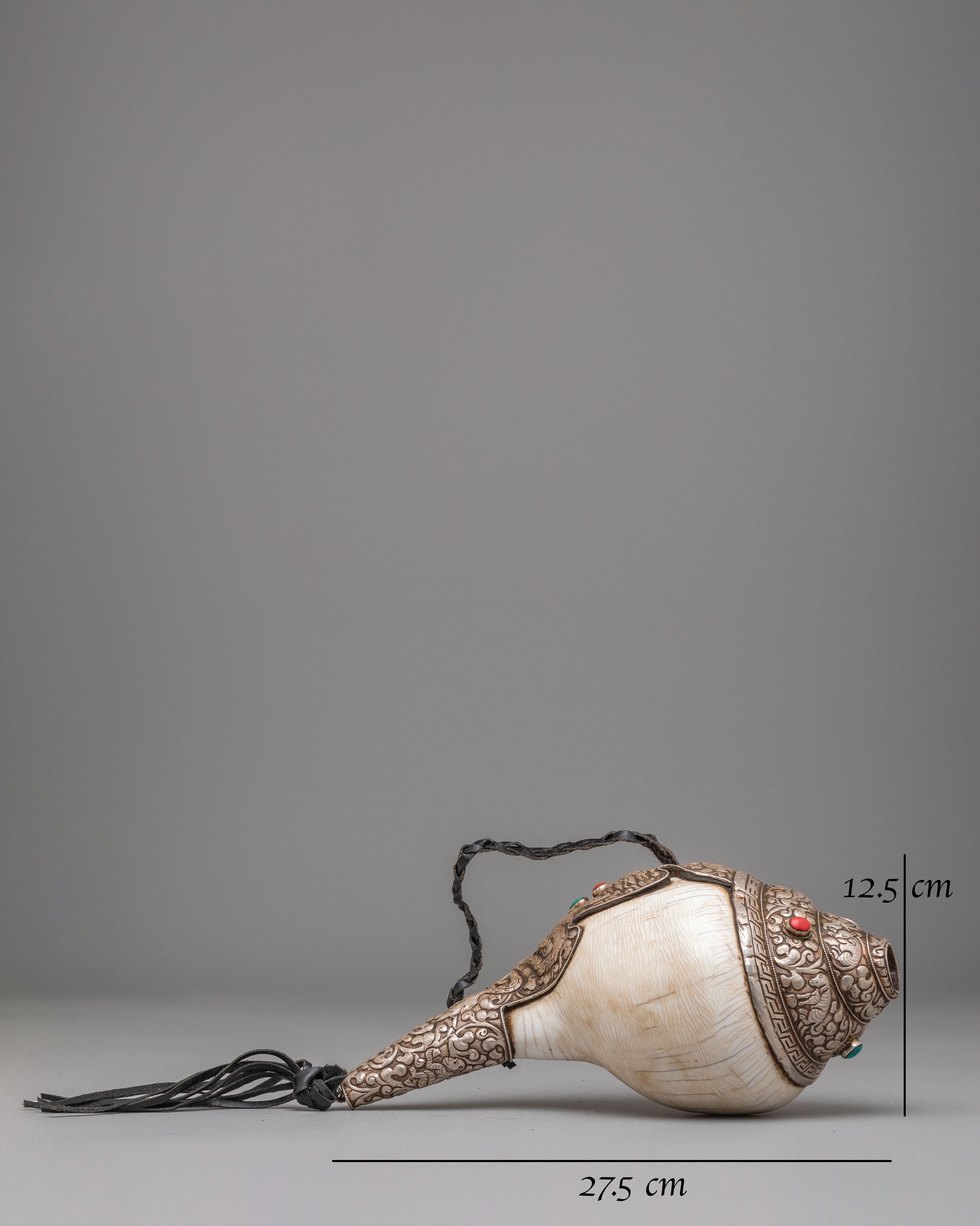 Traditional Dharma Conch Shell | Buddhist Ritual Object for Meditation