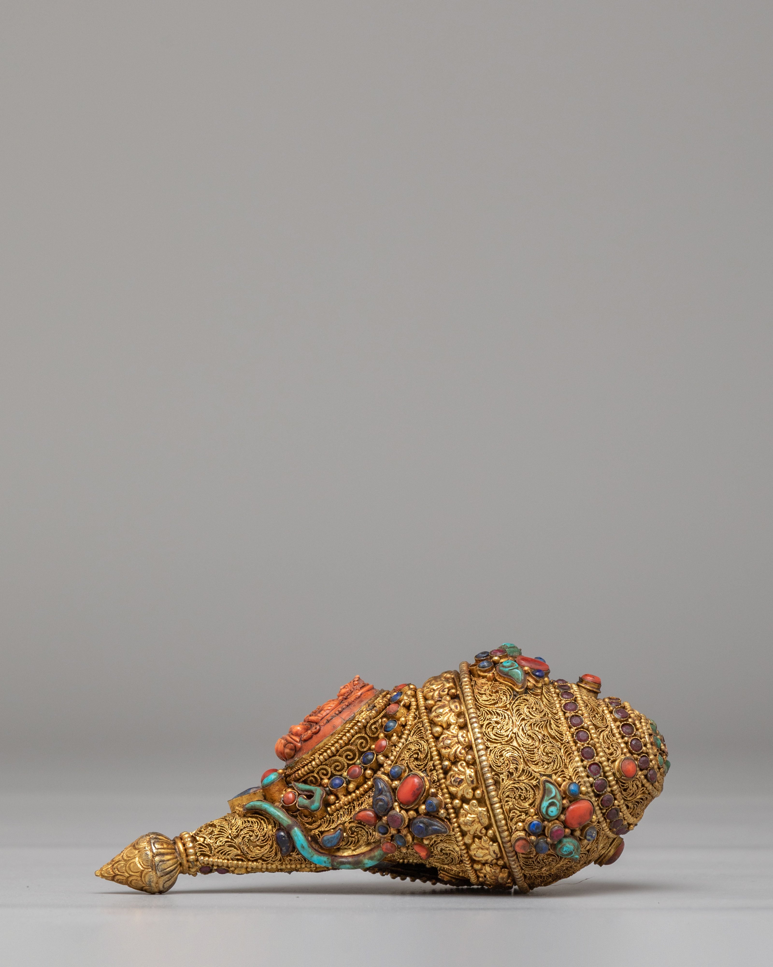 Deity Carved Conch | Amitayus Gold Gilded Tibetan Ritual Conch