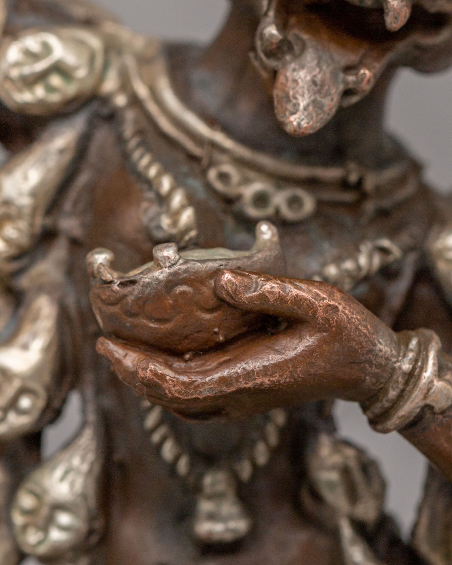 Sacred Simhamukha Sculpture | Handcrafted Tibetan Lion-Faced Dakini Statue