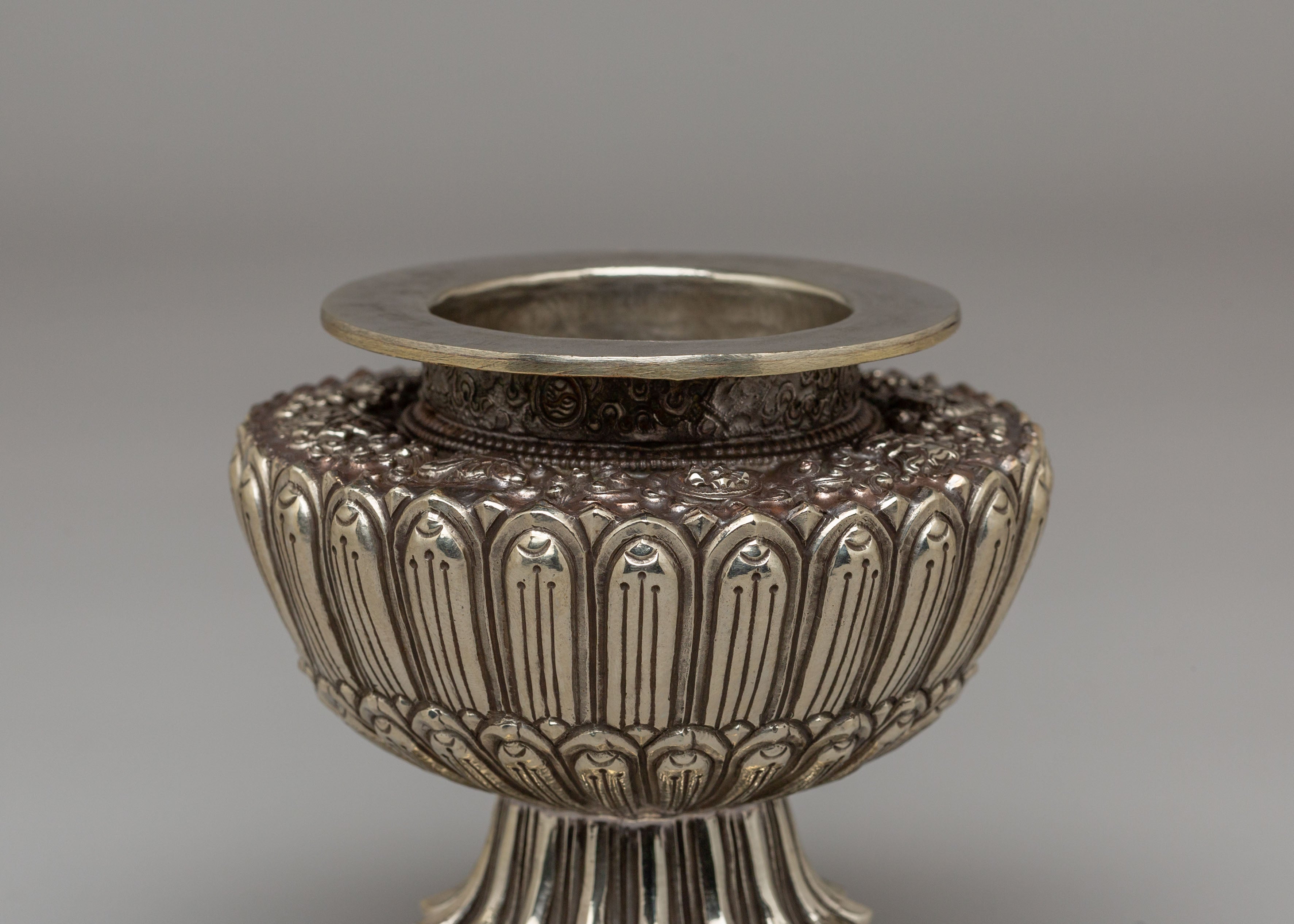 Sacred Buddhist Offering Rice Pot | Symbol of Prosperity