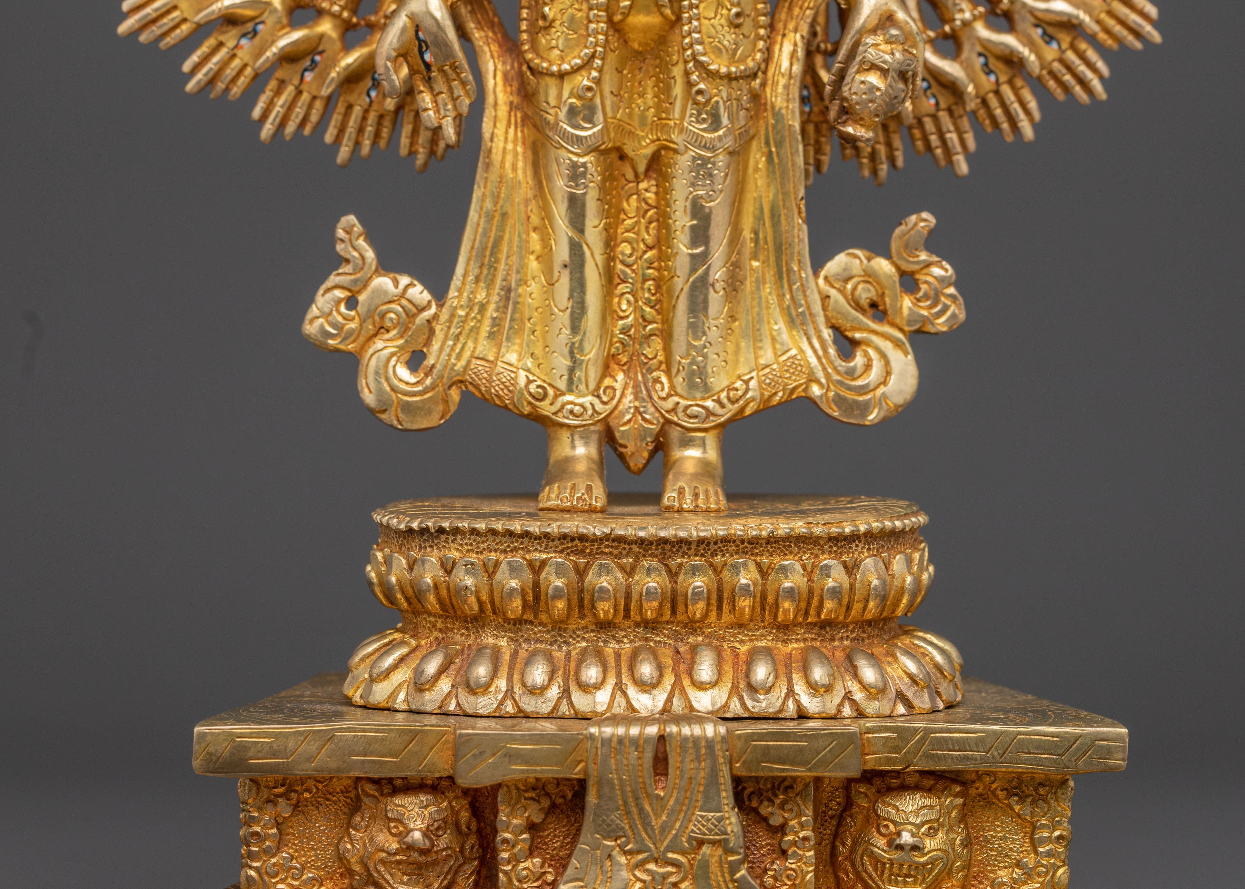 1000-Armed Avalokiteshvara Statue | Tibetan Artwork