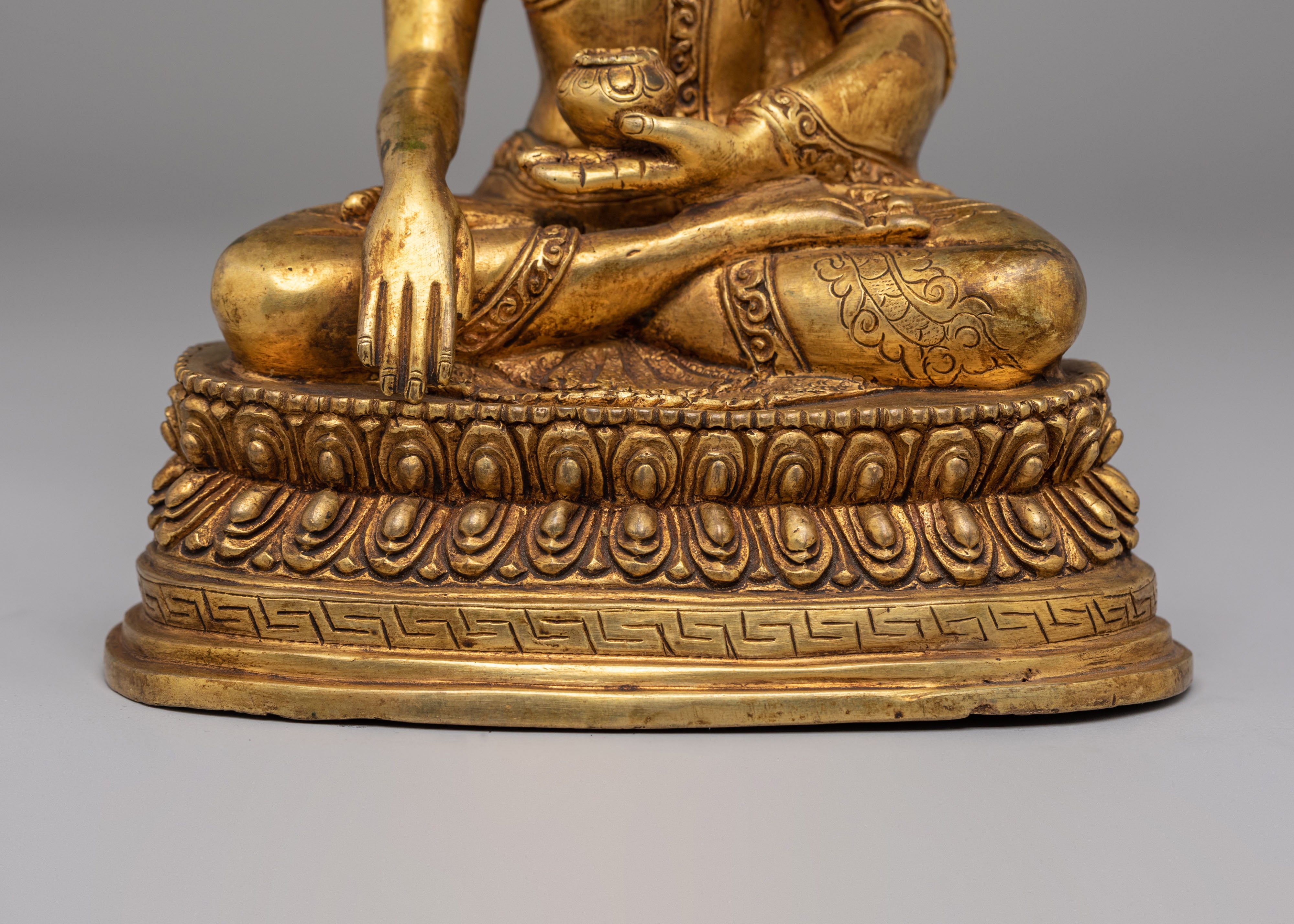 Tibetan Shakyamuni Buddha Figure | Symbol of Enlightenment