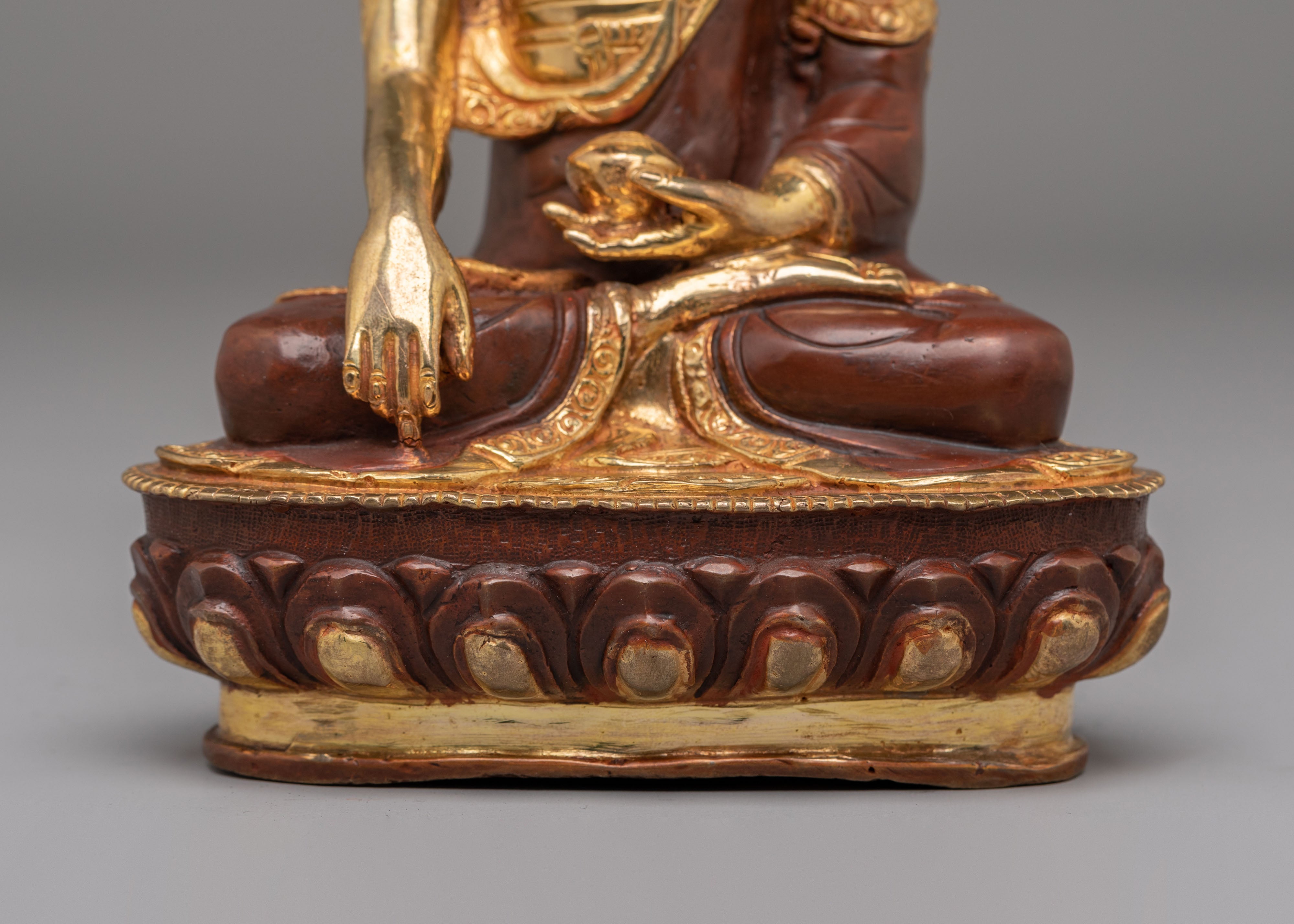 Divine Sage Buddha Shakyamuni Statue | Handcrafted Spiritual Decor