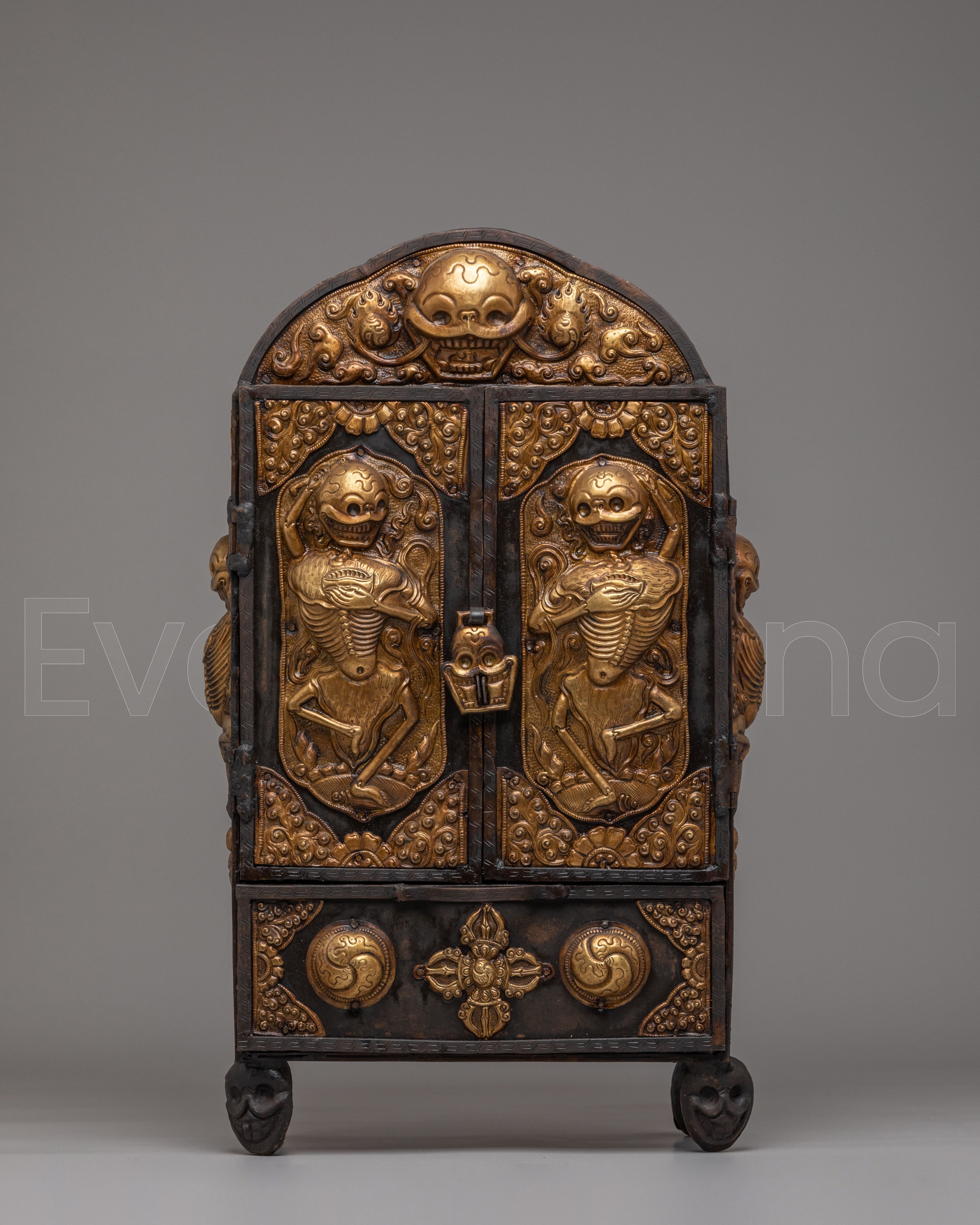 Chitipati Altar Box