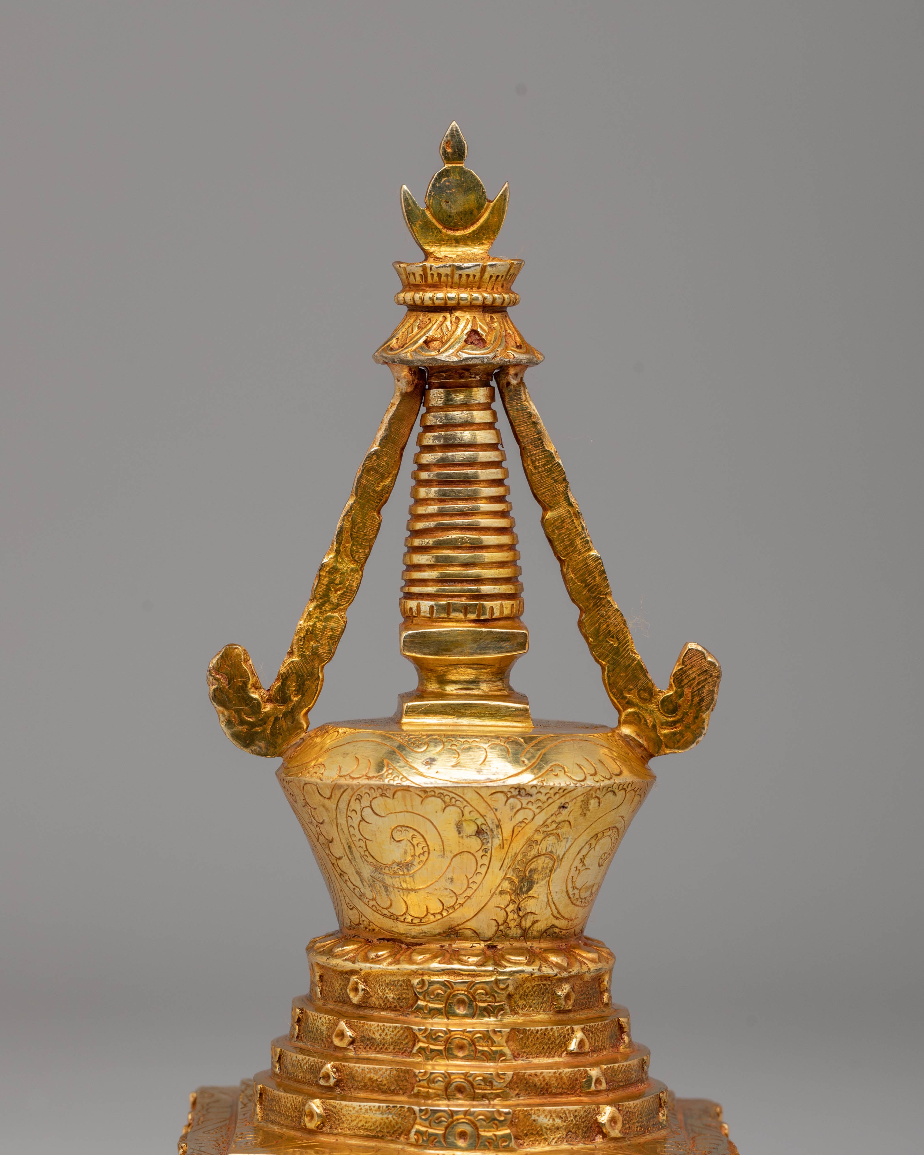 Tibetan Buddhist Stupa Decor | Symbol of Enlightenment and Peace