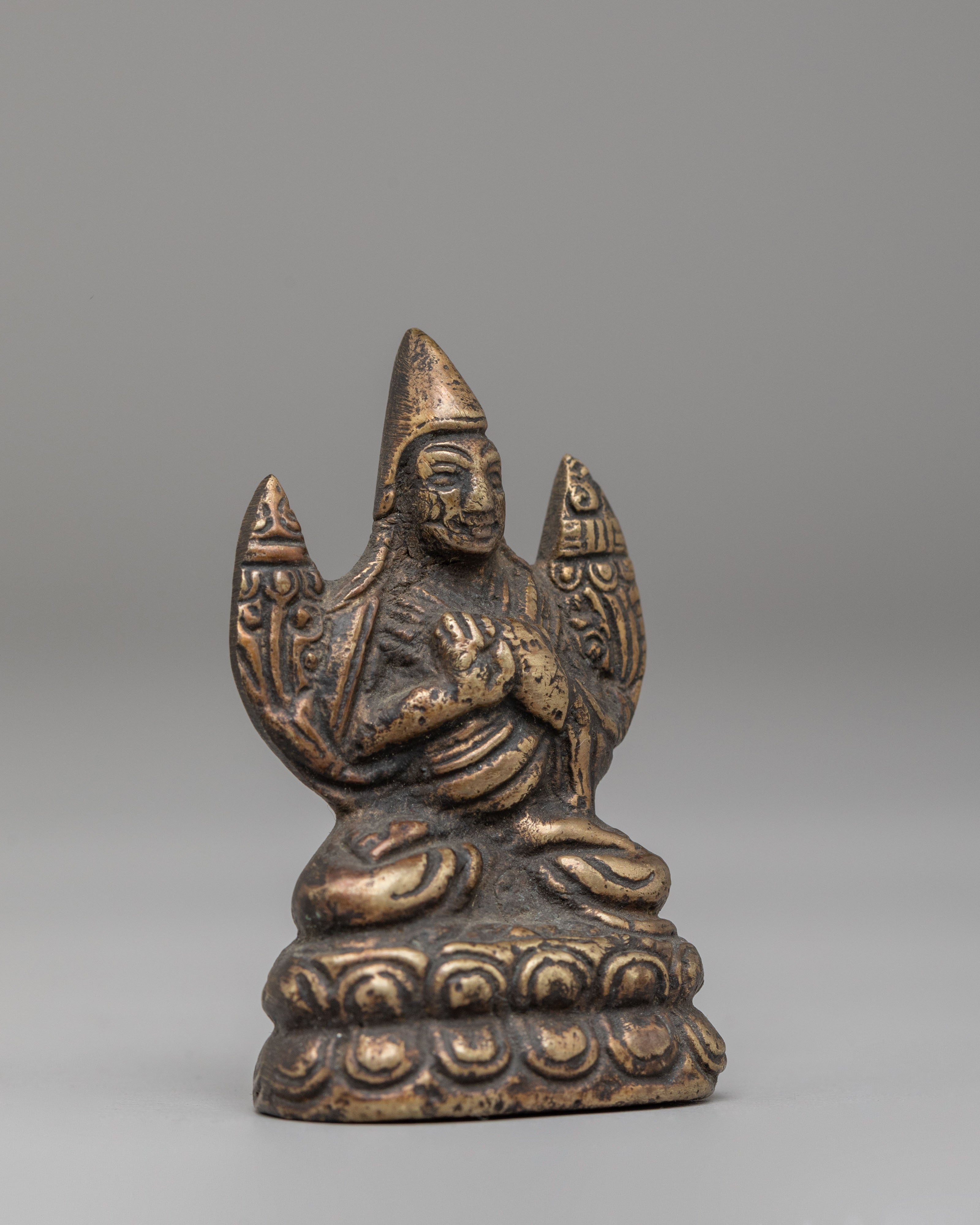 Tibetan Je Tsongkhapa Sculpture | Handcrafted Figurine for Altar Decor