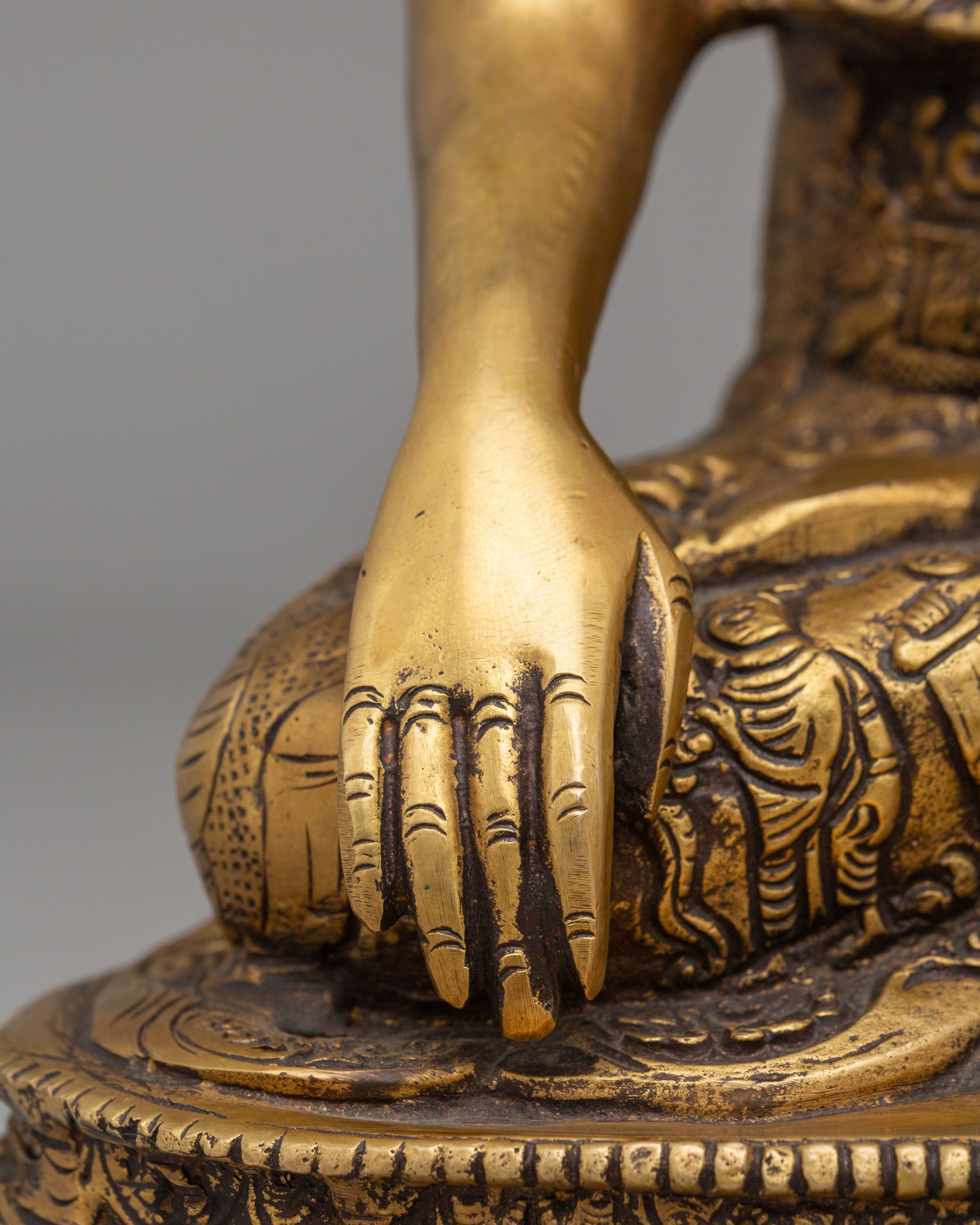 Shakyamuni Buddha Enlightenment Figurine | Handcrafted Brass Statue for Meditation