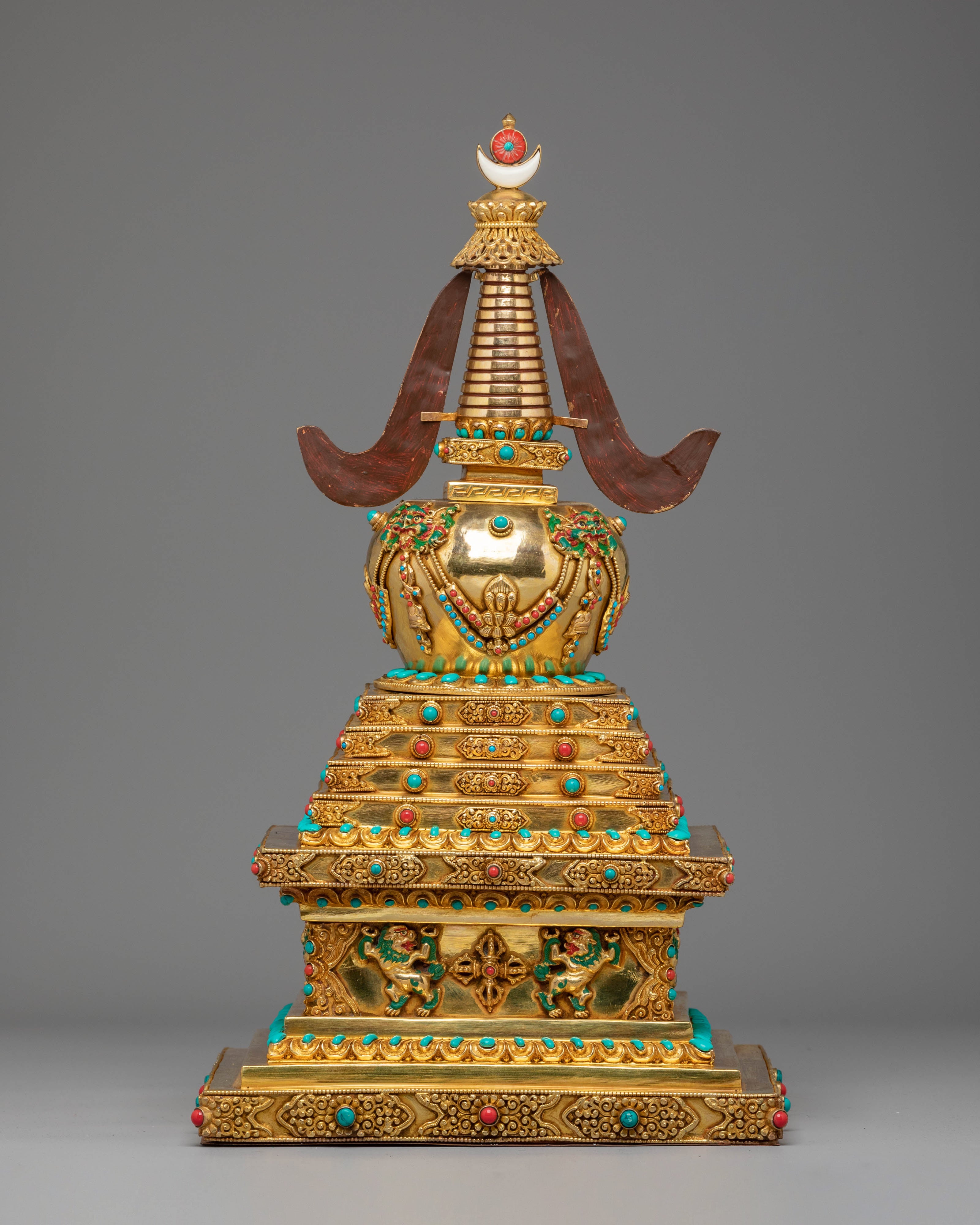 Traditional Tibetan Golden Stupa | Buddhist Stupa for Ceremonies