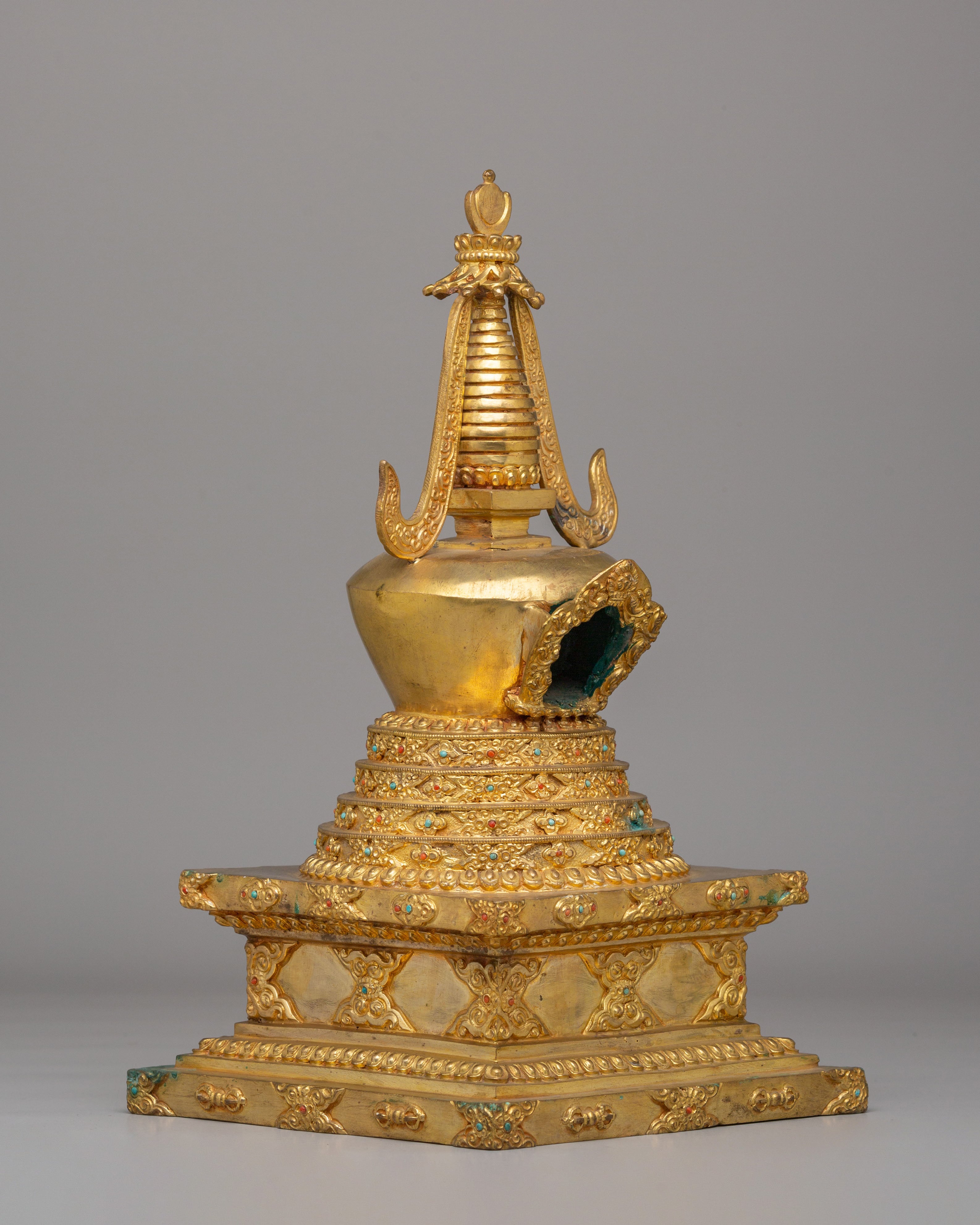 Tibetan Stupa of Complete Victory | Symbol of Enlightenment