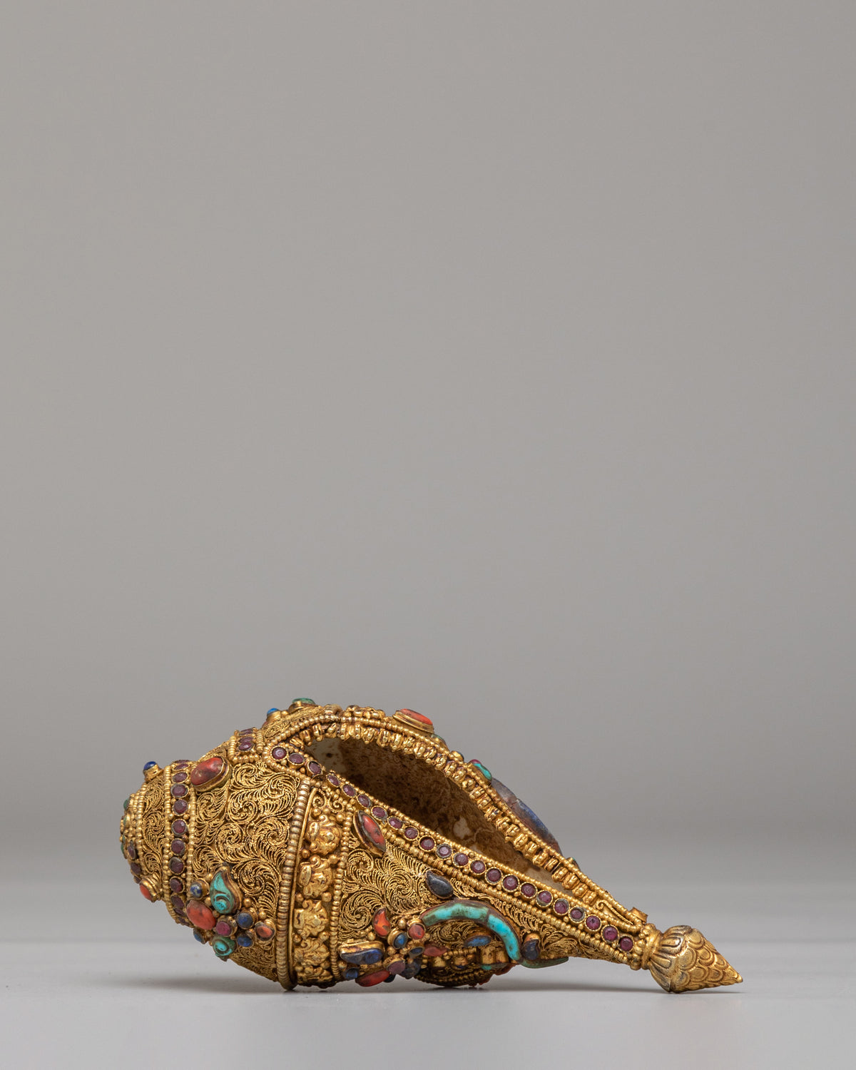 Deity Carved Conch | Amitayus Gold Gilded Tibetan Ritual Conch