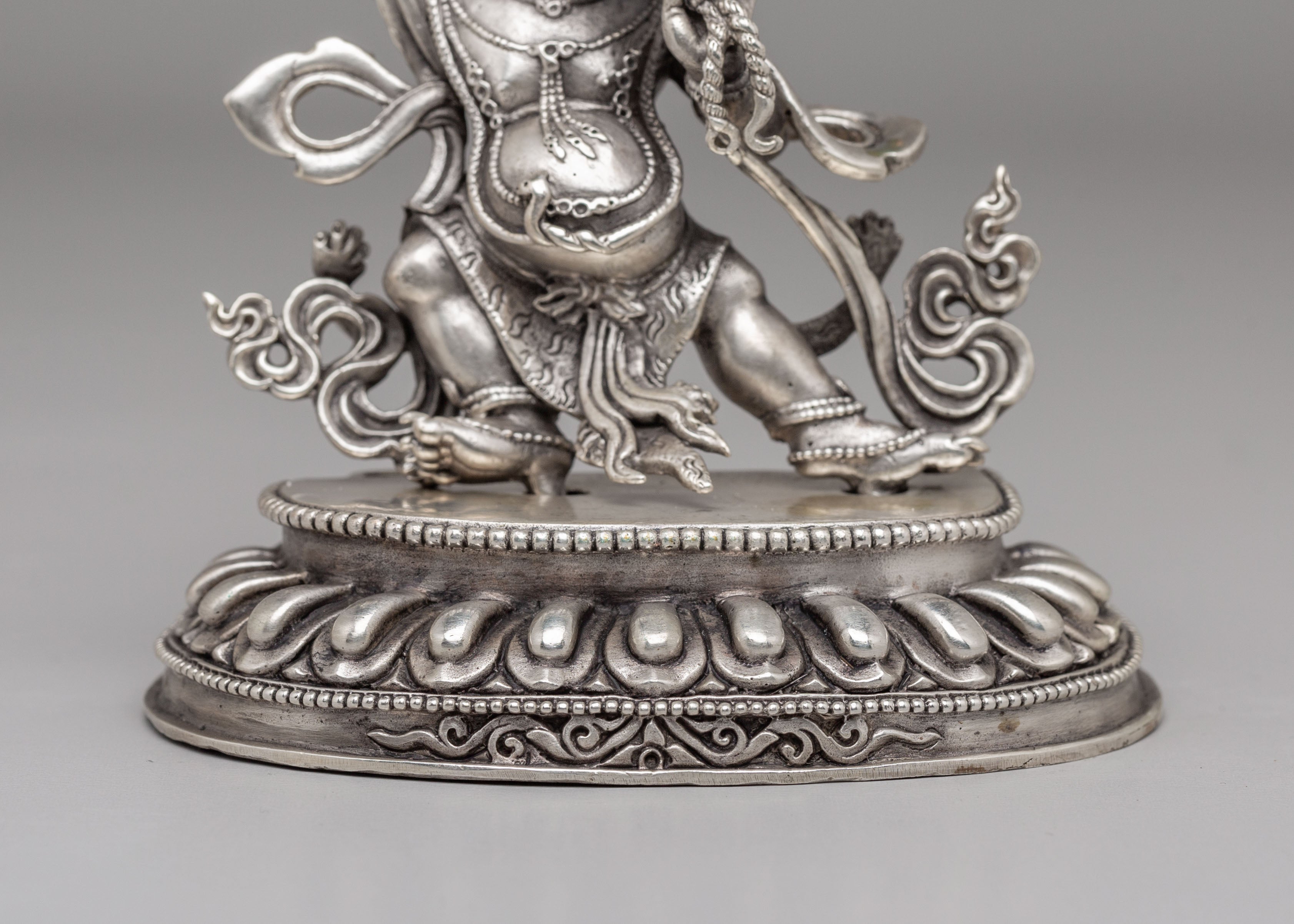Vajrayana Protector Deity Vajrapani Statue | Sacred Buddhist Bodhisattva Sculpture