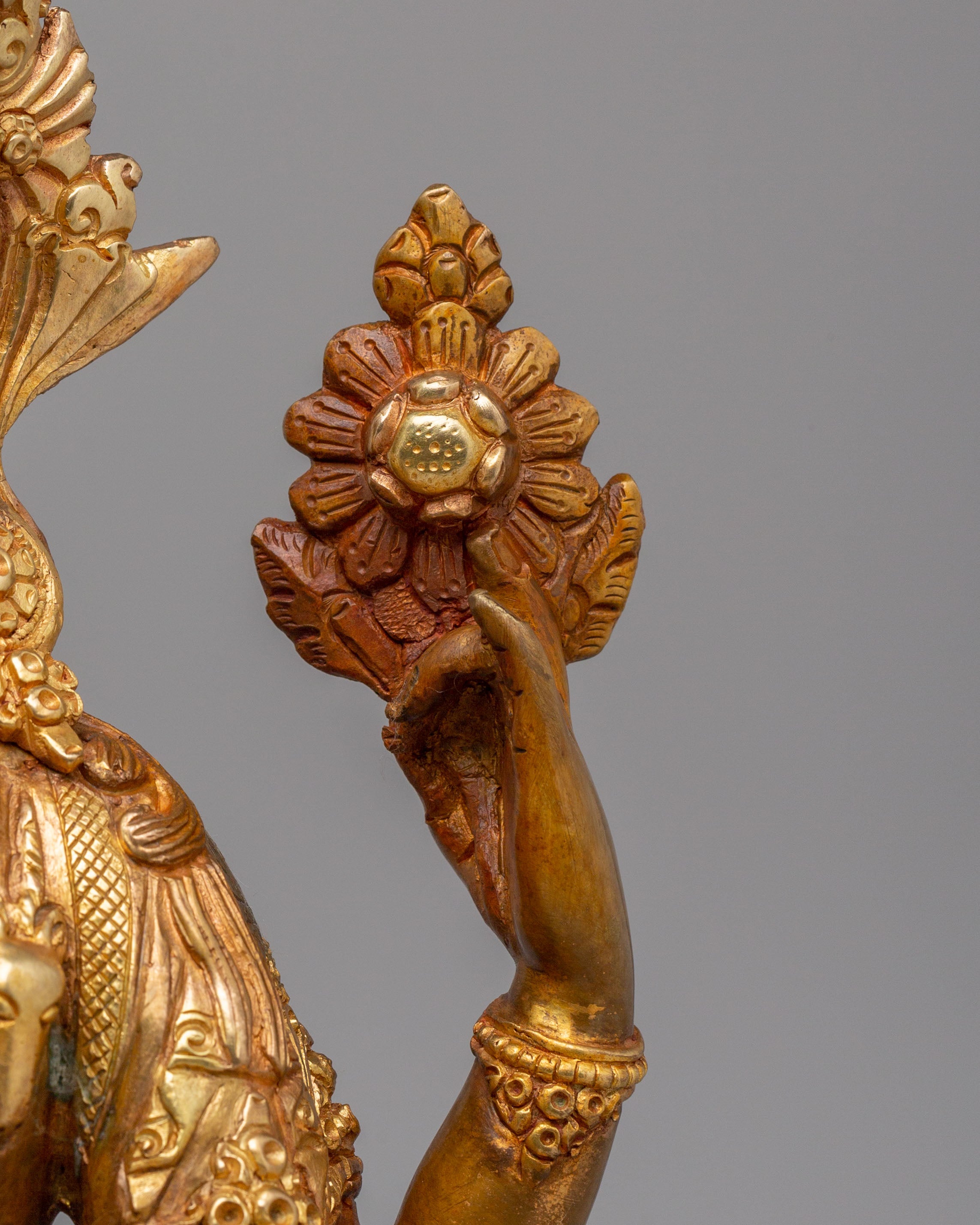 Avalokiteshvara Chenrezig Altar Statue | Bodhisattva of Infinite Compassion