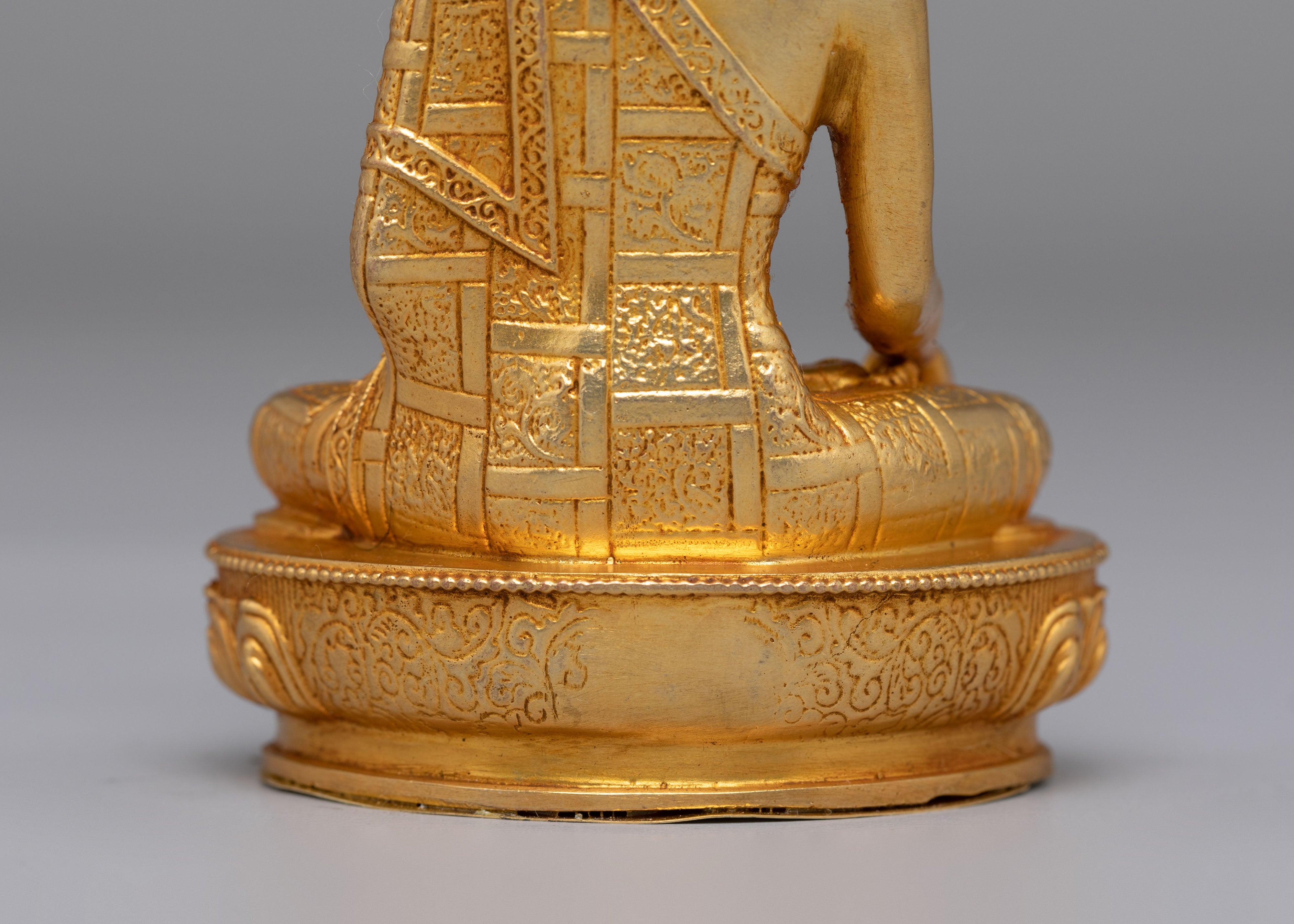 Tibetan Ratnasambhava Buddha Statue | Symbol of Abundance and Equality