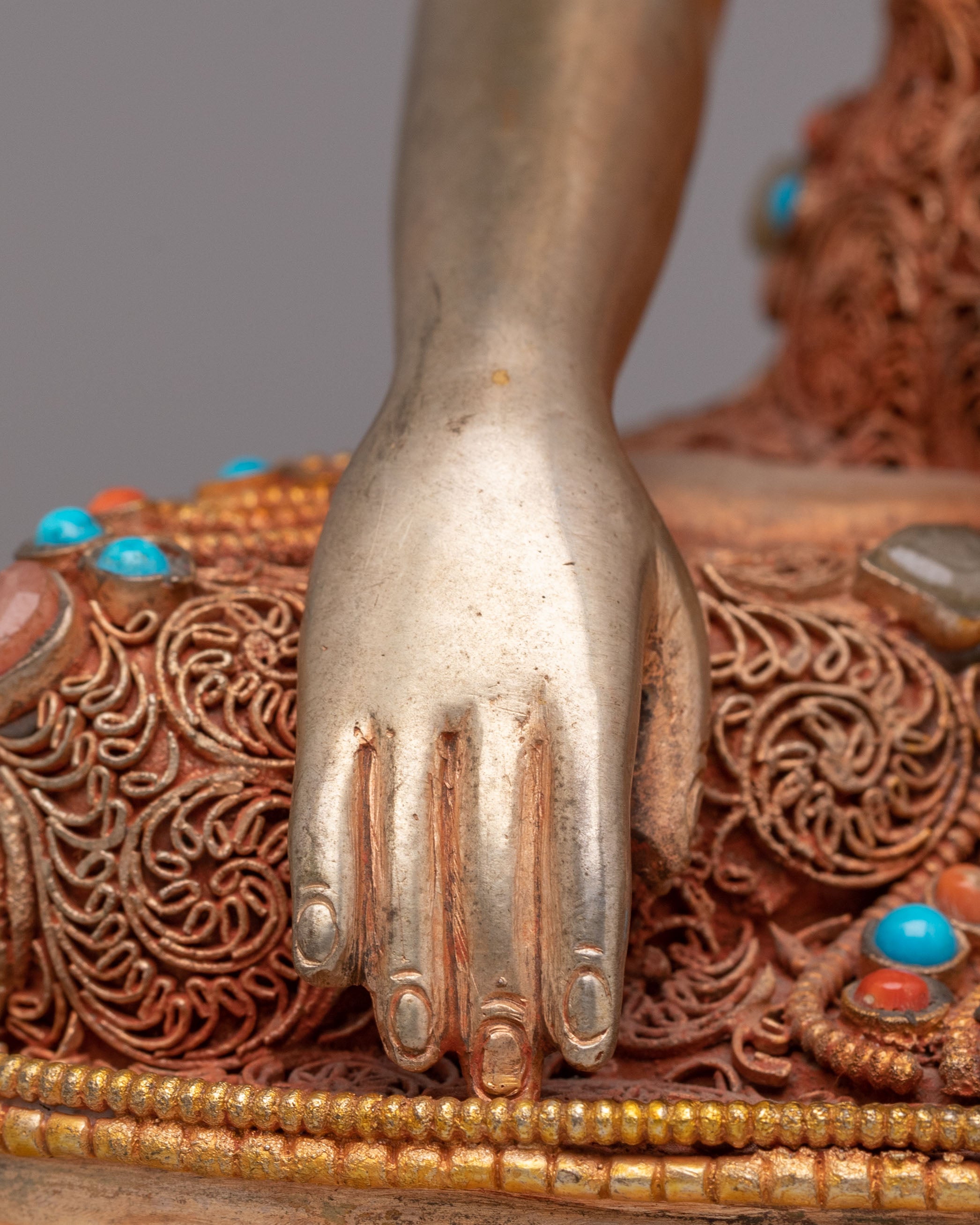 Handcrafted Shakyamuni Buddha Figurine | A Sacred Symbol of Enlightenment