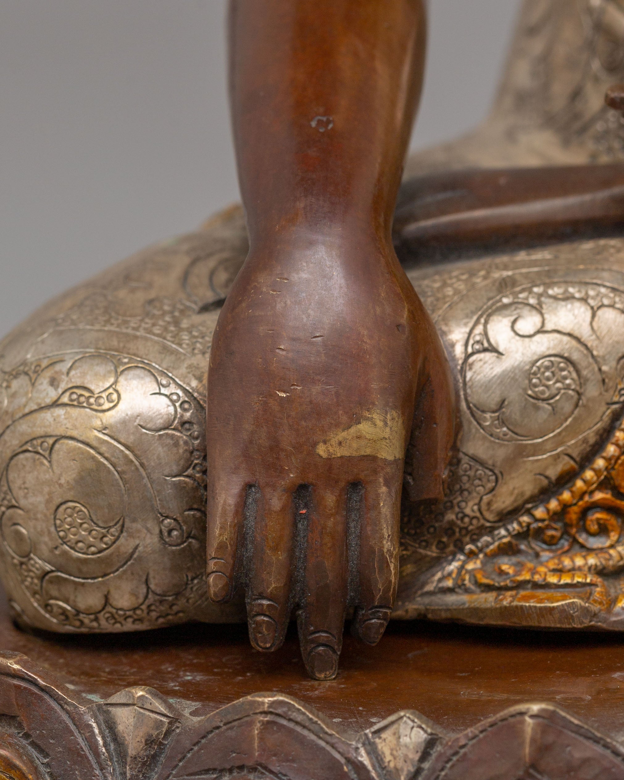 Handcrafted Traditional Shakyamuni Buddha Sculpture | Buddhist Altar Decor