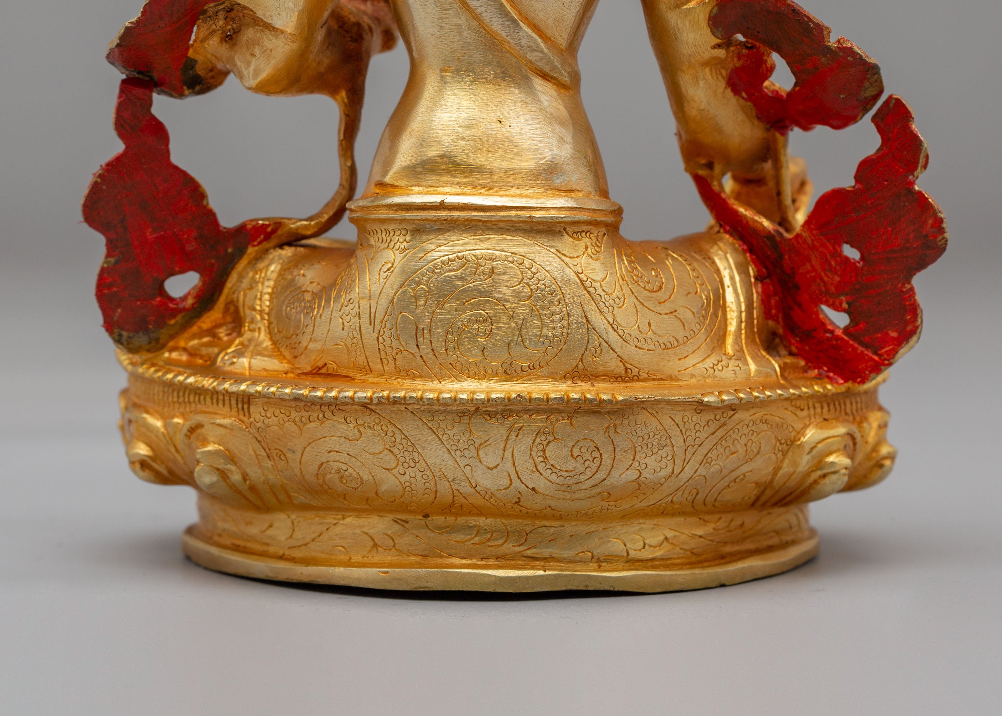 Shyama Tara Deity Statue | Traditional Himalayan Artwork