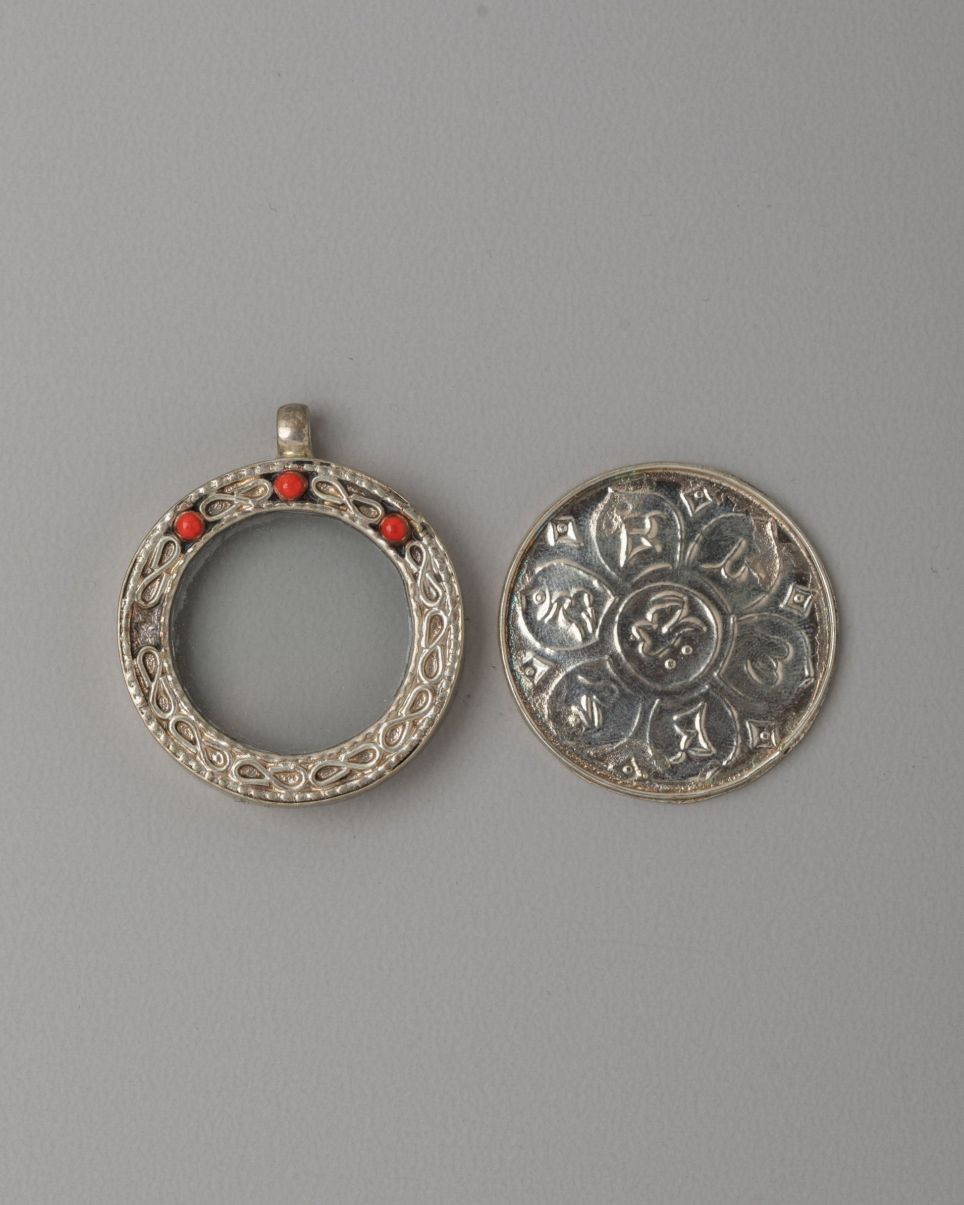 Locket