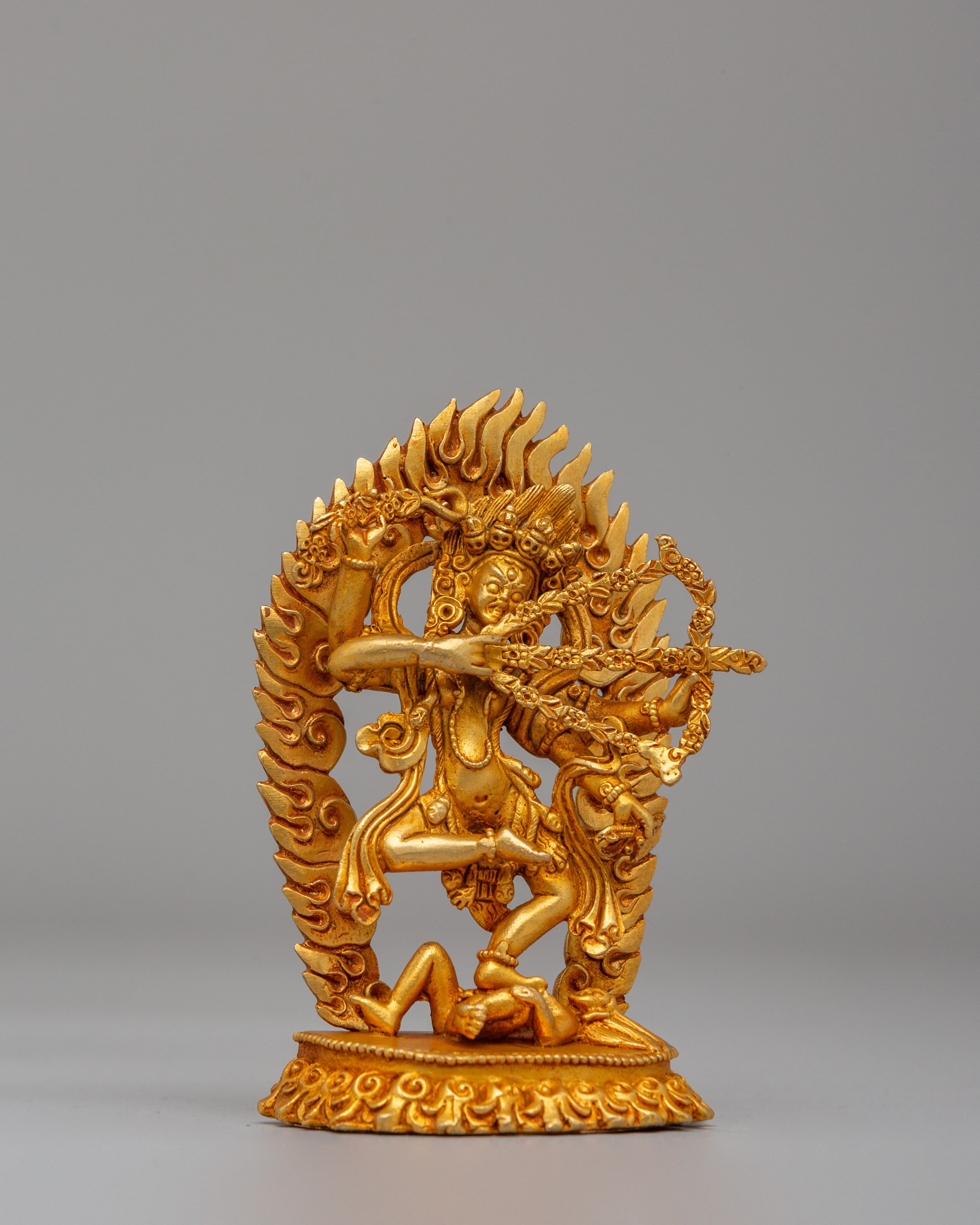 Divine Dakini Kurukulla Statue | Tibetan Buddhist Goddess of Magnetism