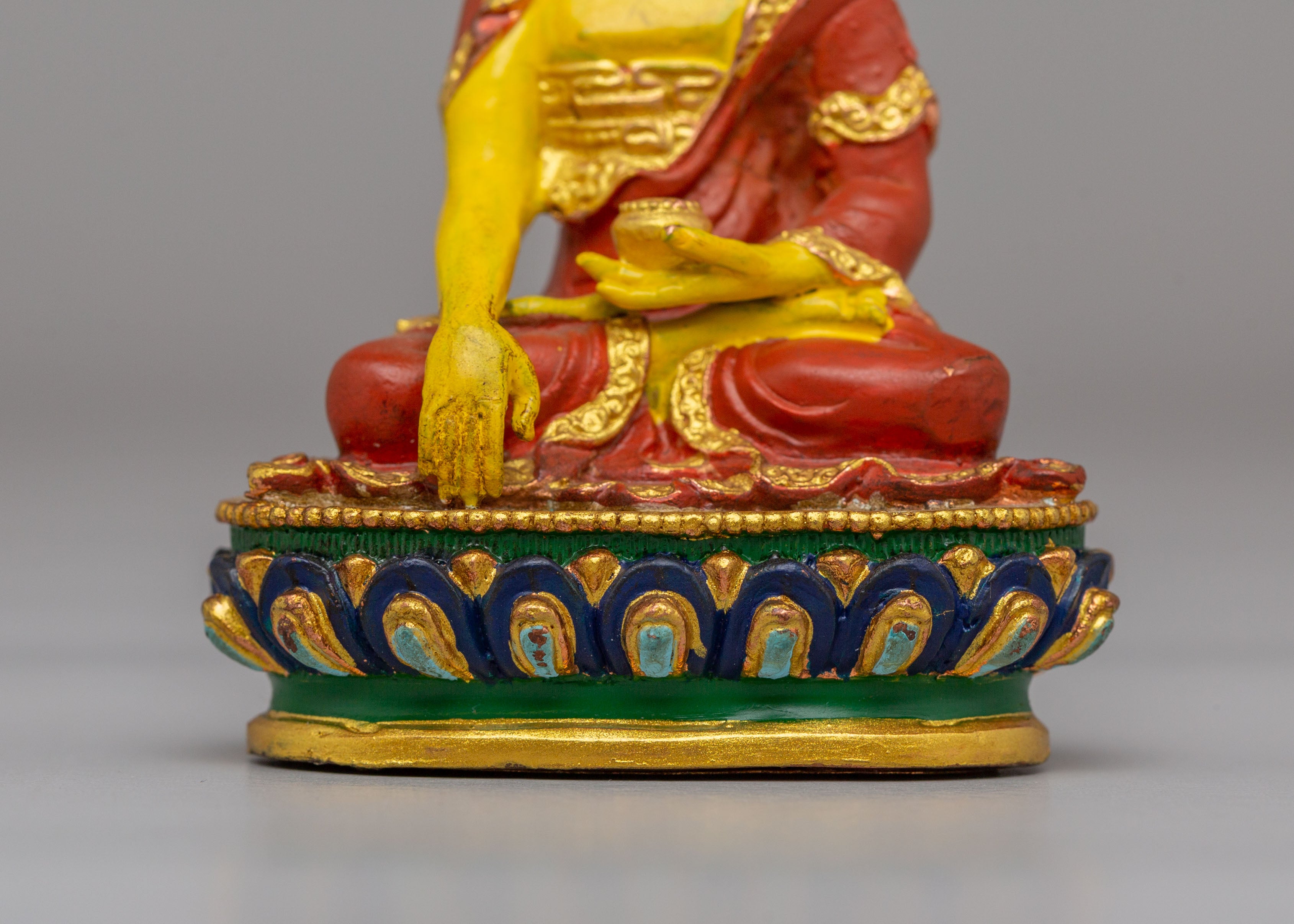 Handmade Shakyamuni Buddha Deity Statue | Traditional Artwork