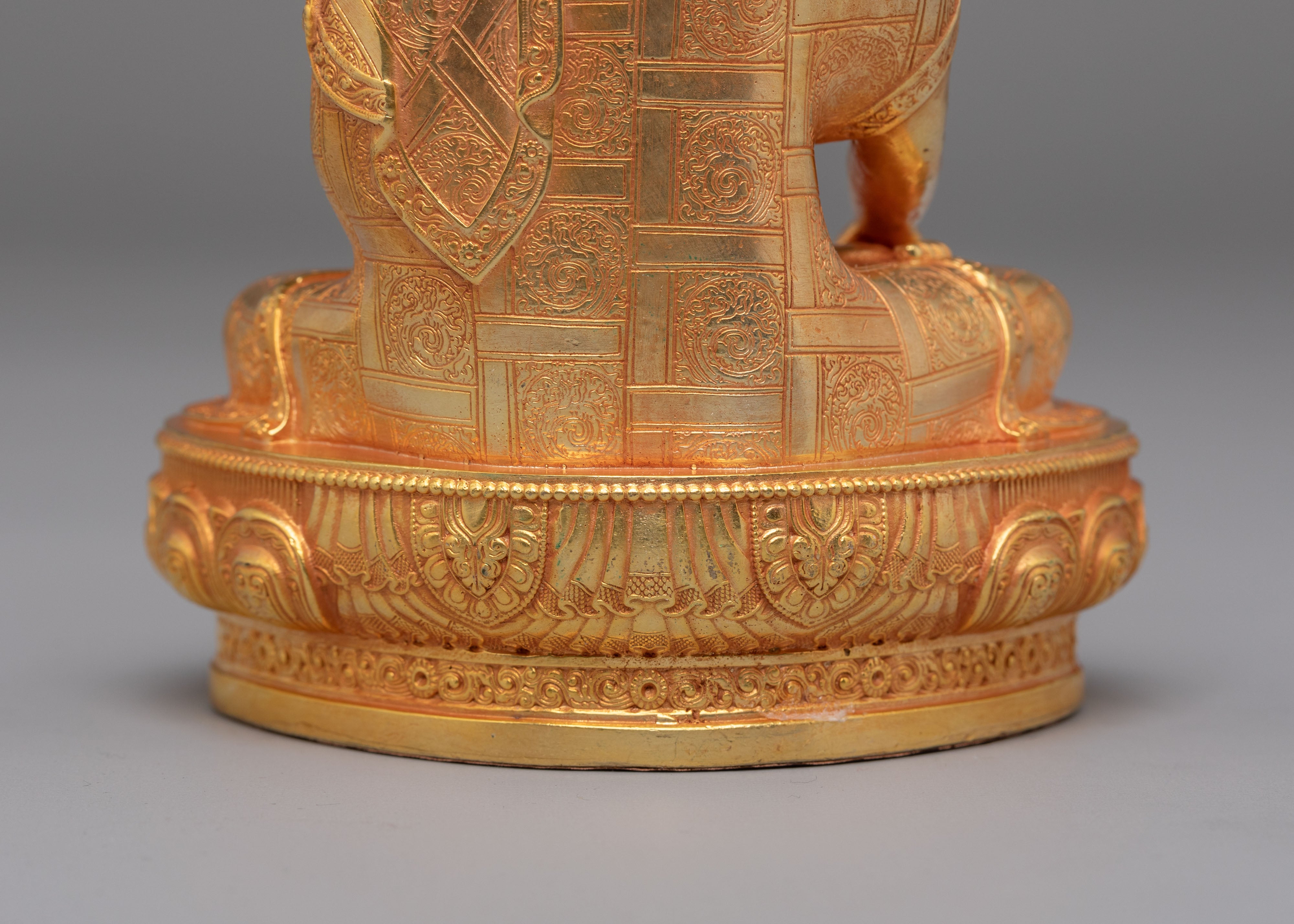 Machine-Made Shakyamuni Buddha Sculpture | Enlightened One
