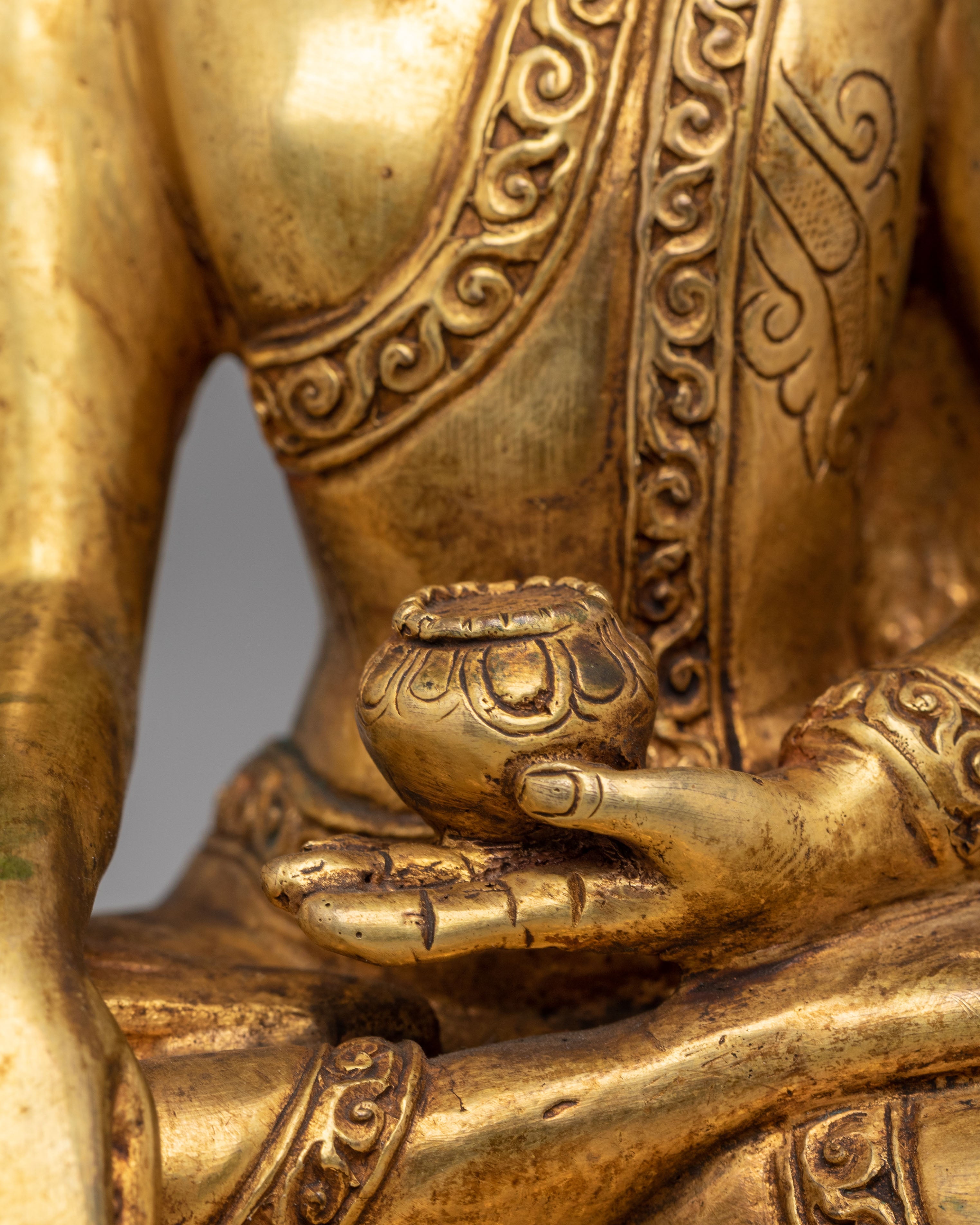 Tibetan Shakyamuni Buddha Figure | Symbol of Enlightenment