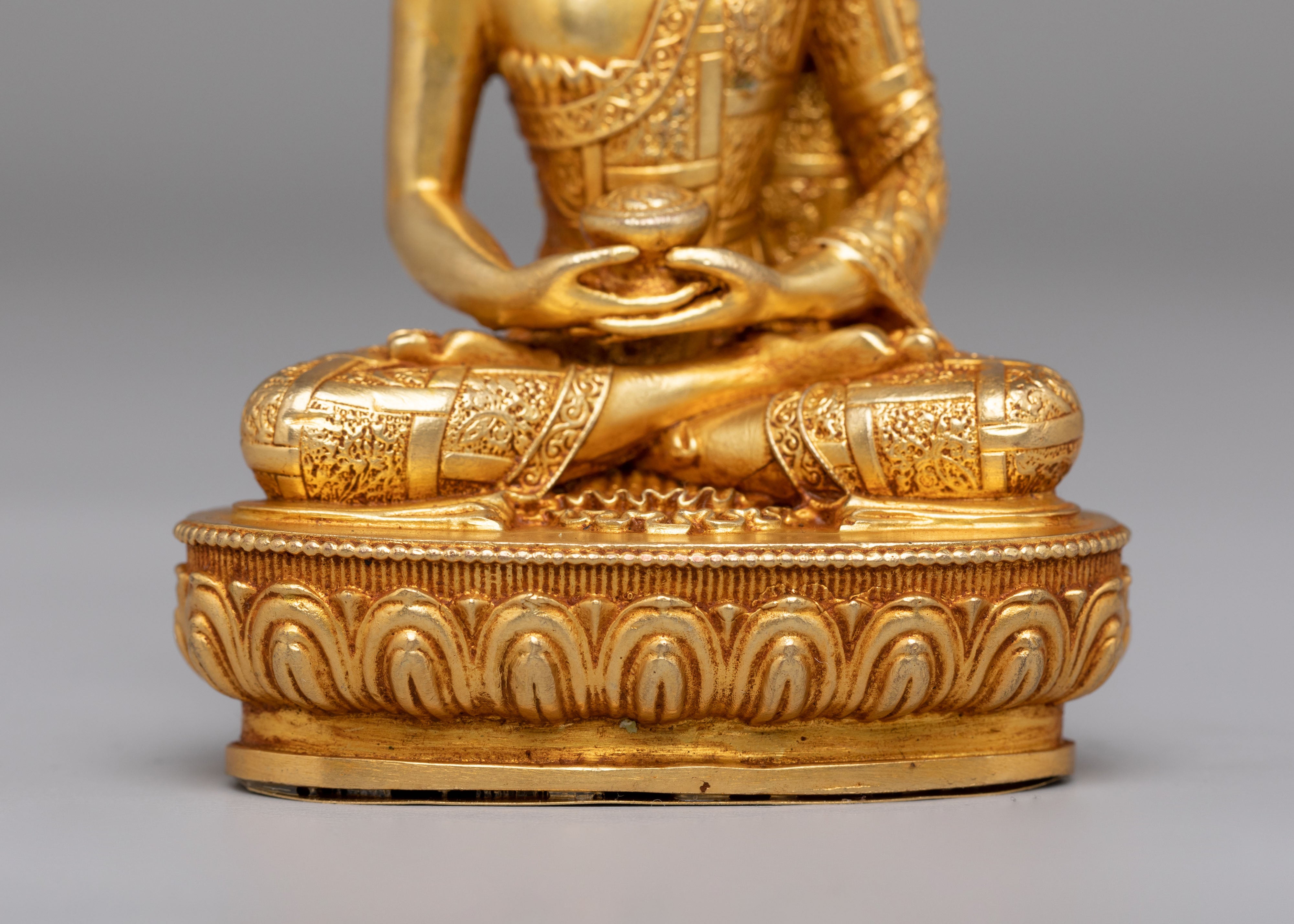 Traditional Amitabha Buddha Deity Statue | Buddhist Altar Decor