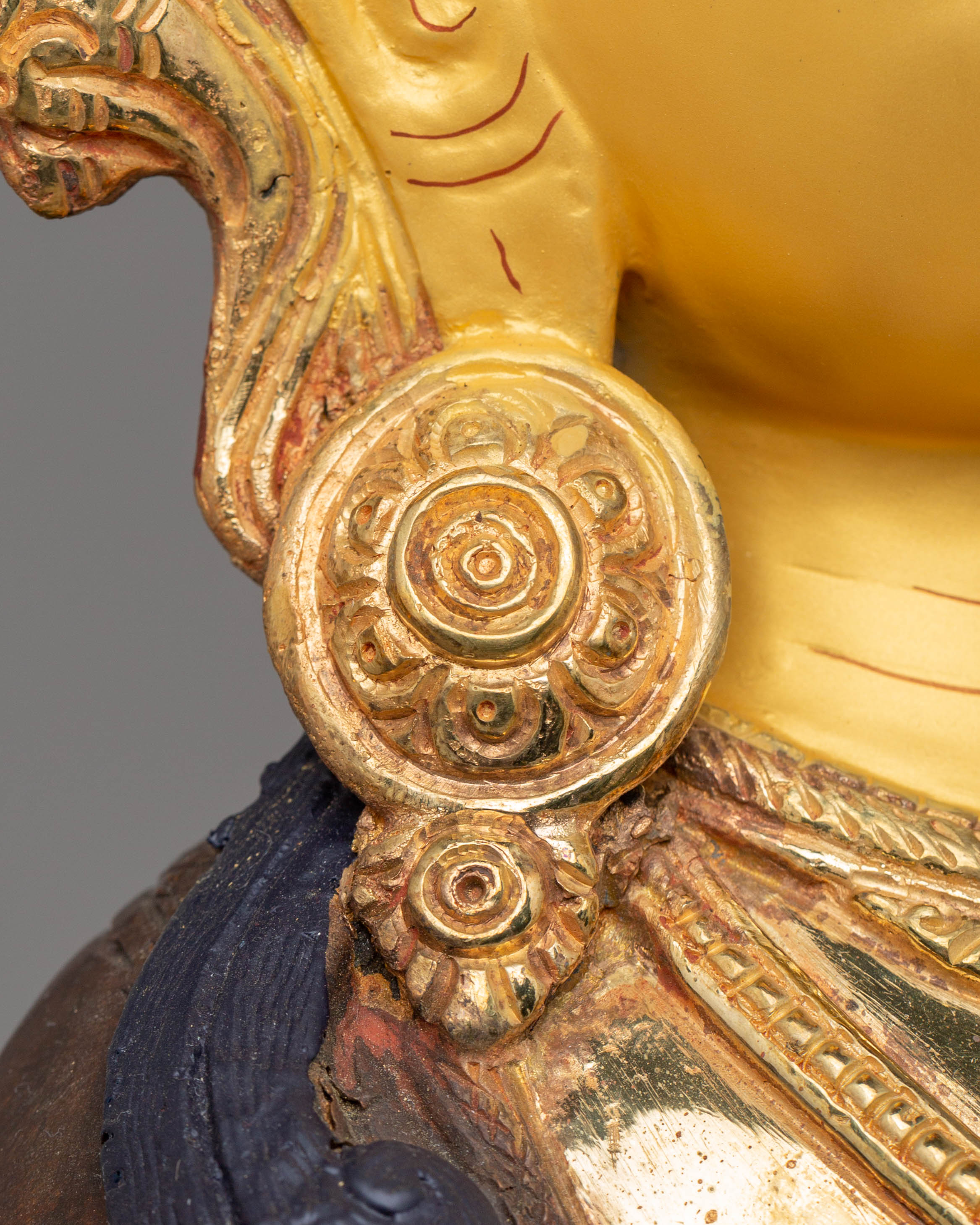 Chenrezig Meditation Statue | 24K Gold Gilded Avalokiteshvara Buddhist Sculpture