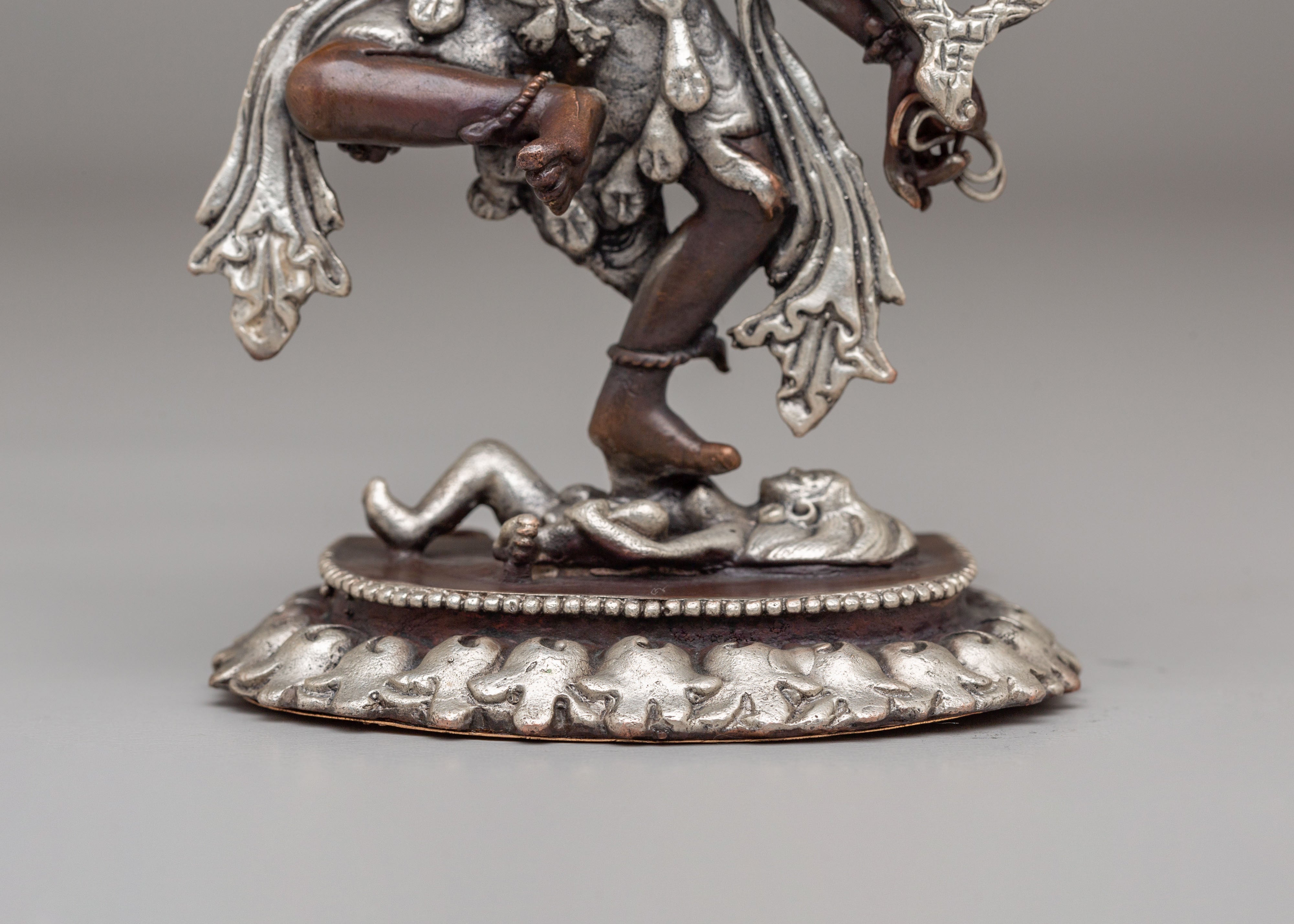 Handmade Kurukulla Statue | A Sacred Tibetan Deity Sculpture