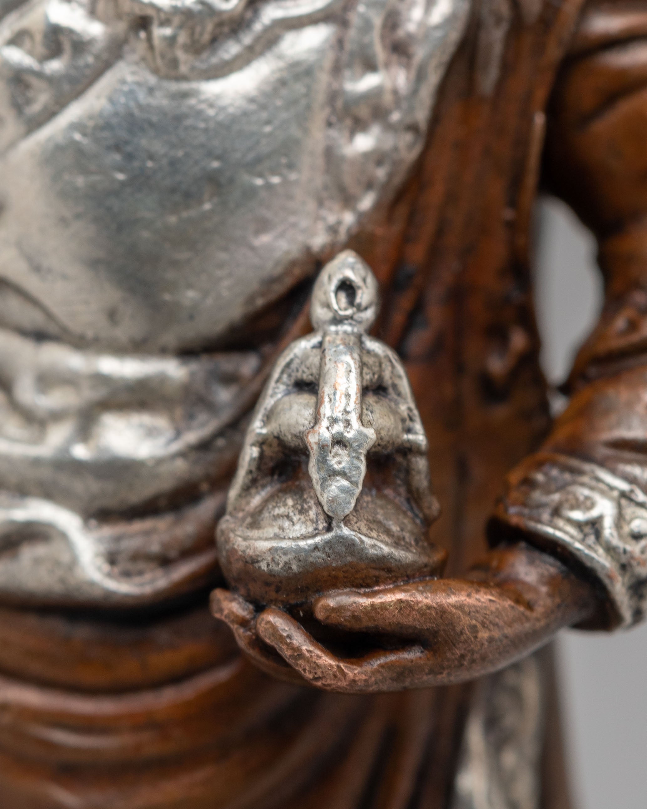 Sacred Standing Padmasambhava Statue | Symbol of Spiritual Enlightenment