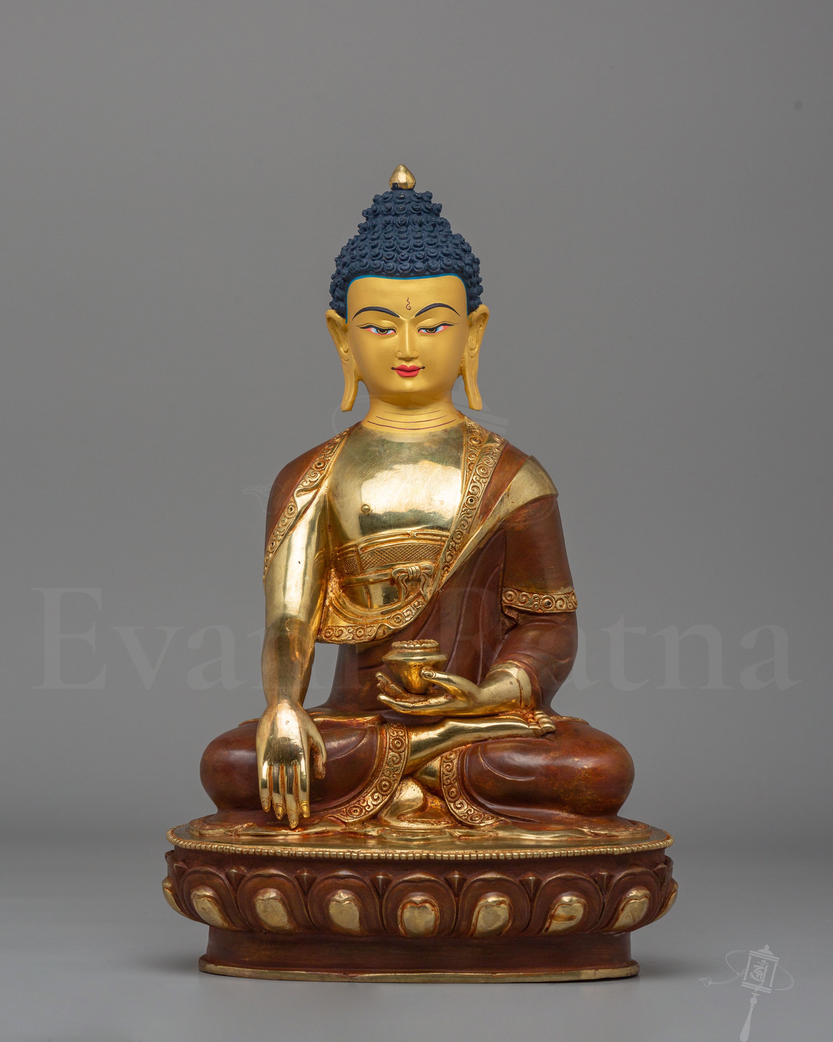 Sage Shakyamuni Buddha Statue