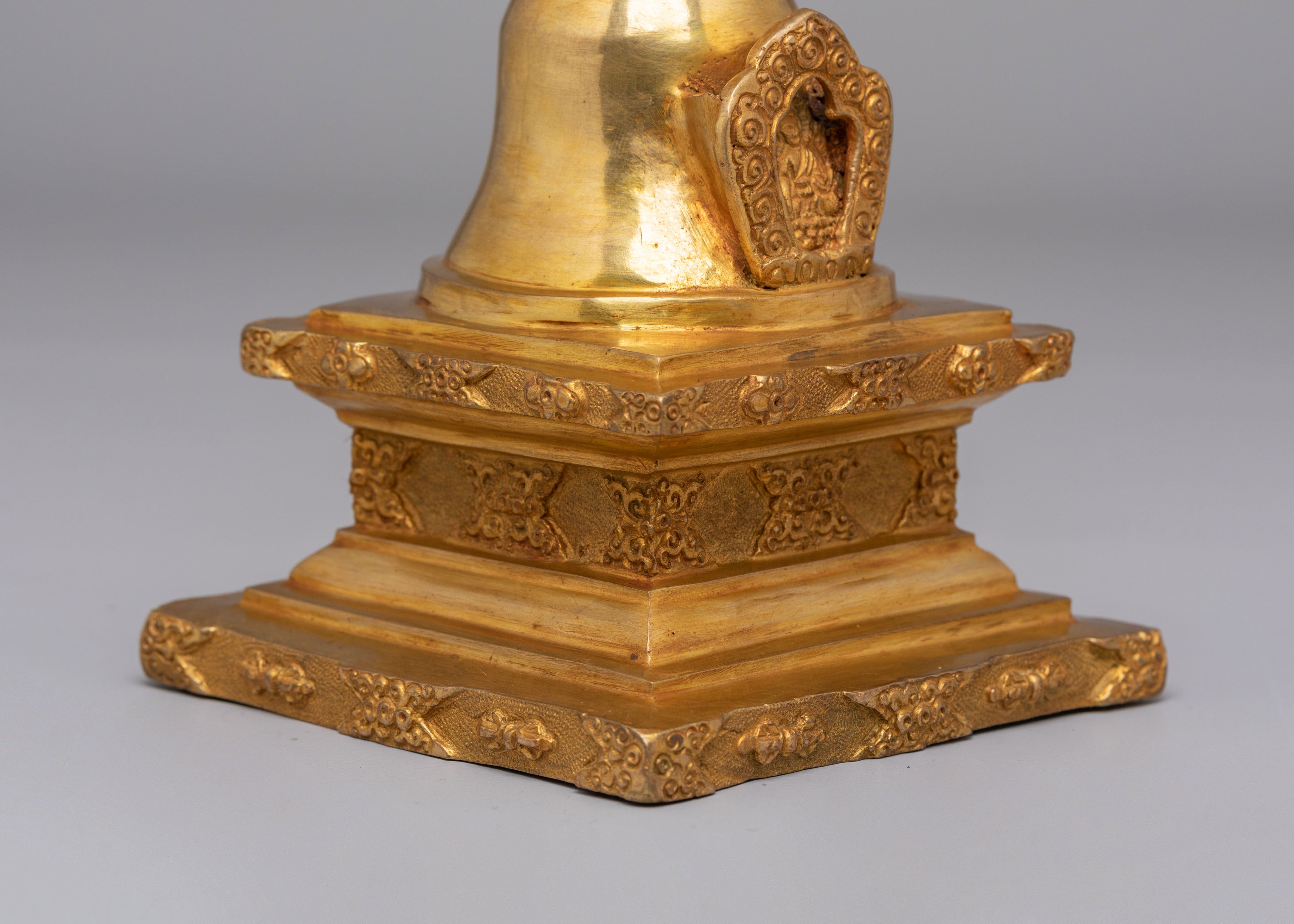 Tibetan Altar Parinirvana Stupa | Symbol of Enlightenment