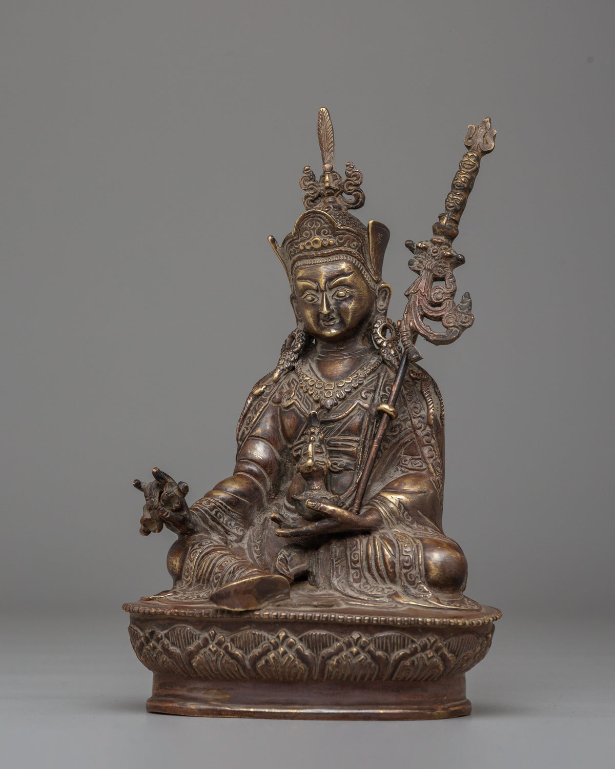 Tibetan Spiritual Guru Rinpoche Statue | Symbol of Wisdom & Compassion