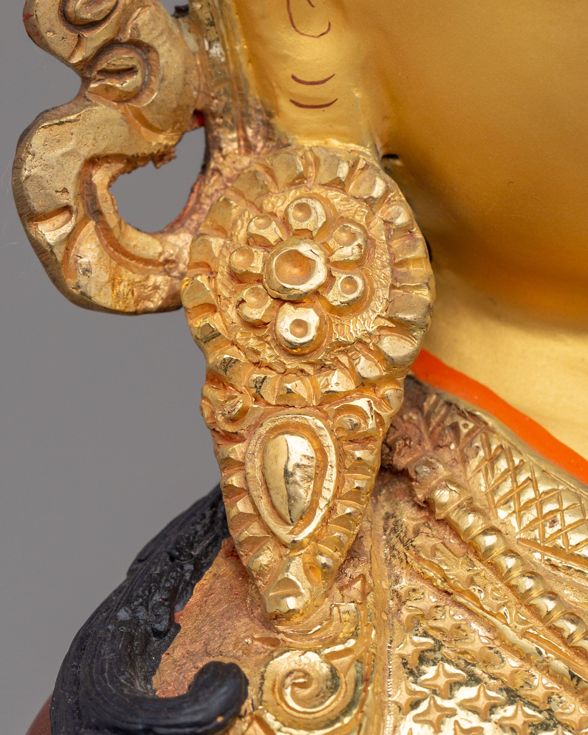 Religious Guru Rinpoche Handcrafted Statue | Tibetan Padmasambhava Figure