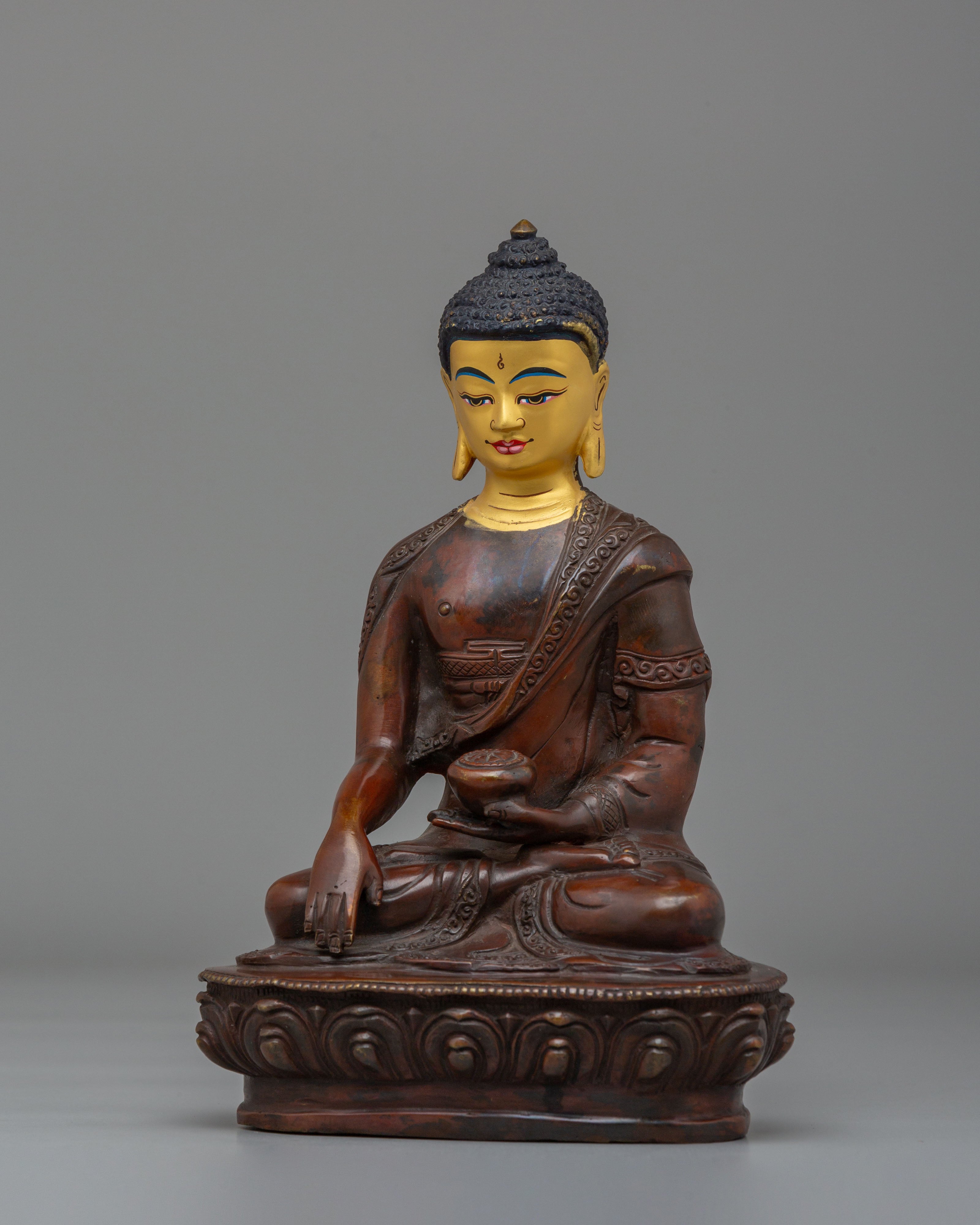 Buddhist Ritual Shakyamuni Buddha Statue | Traditional Artwork for Altar Decor