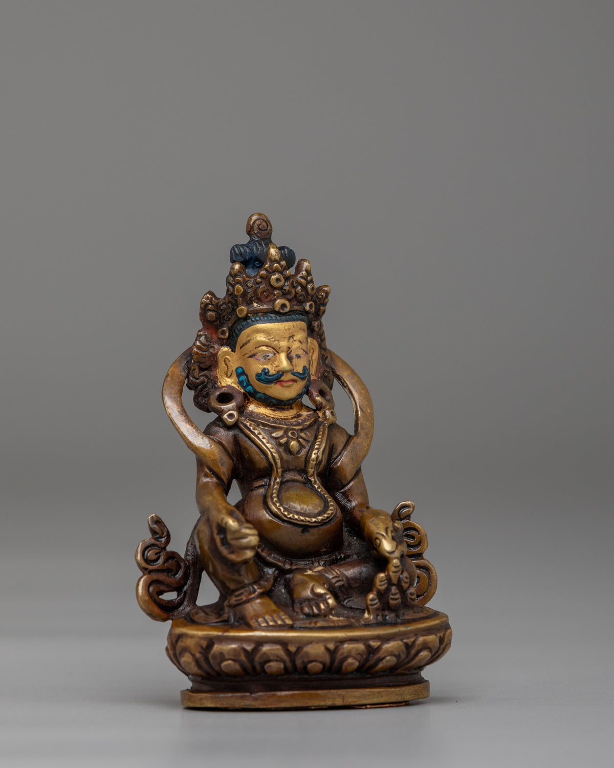 Dzambhala Meditation Wealth Deity Statue | Spiritual Decor for Prosperity