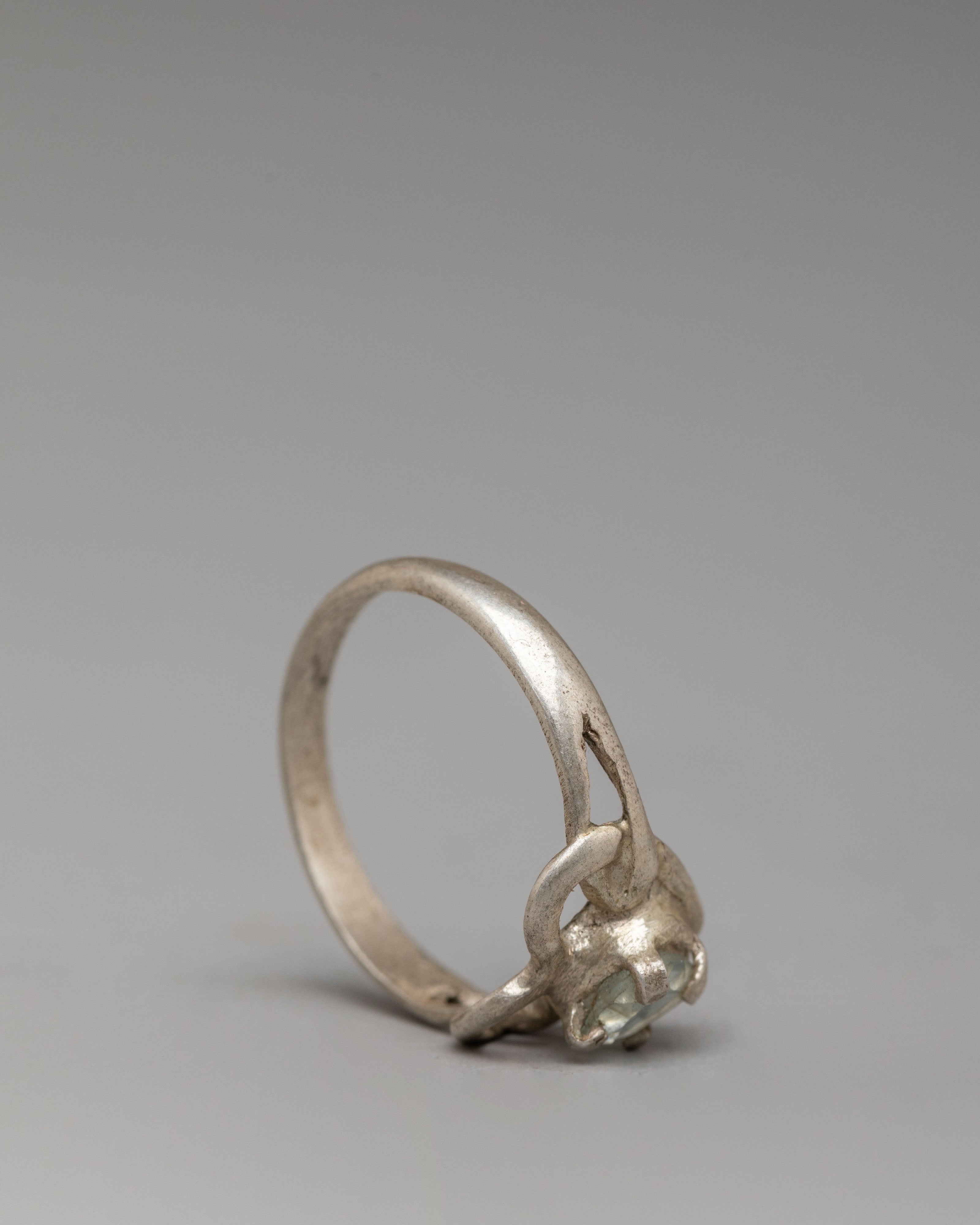 Himalayan Art Ring | Natural Zircon Silver Ring