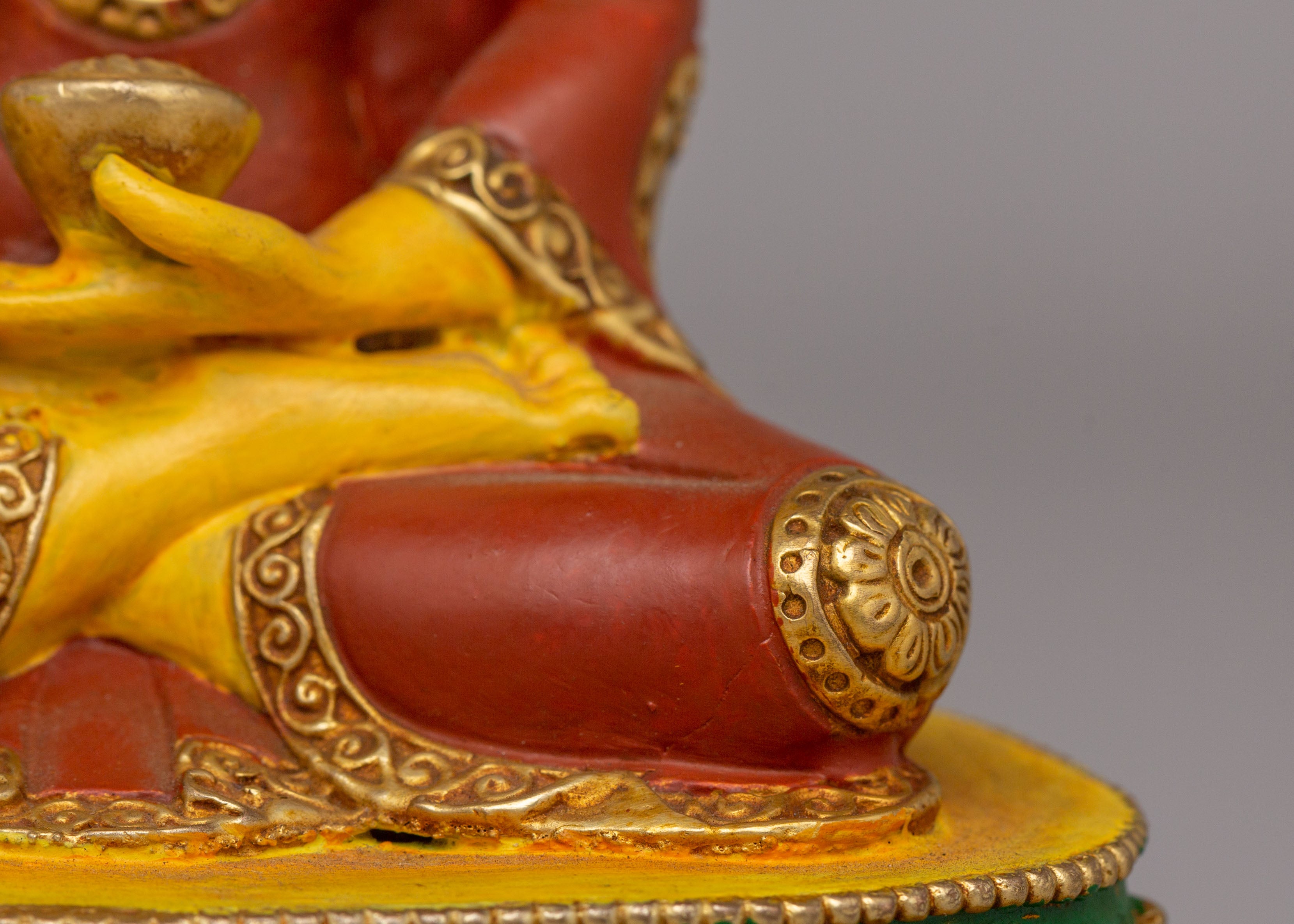 Shakyamuni Buddha Peaceful Figurine | Buddha for Meditation