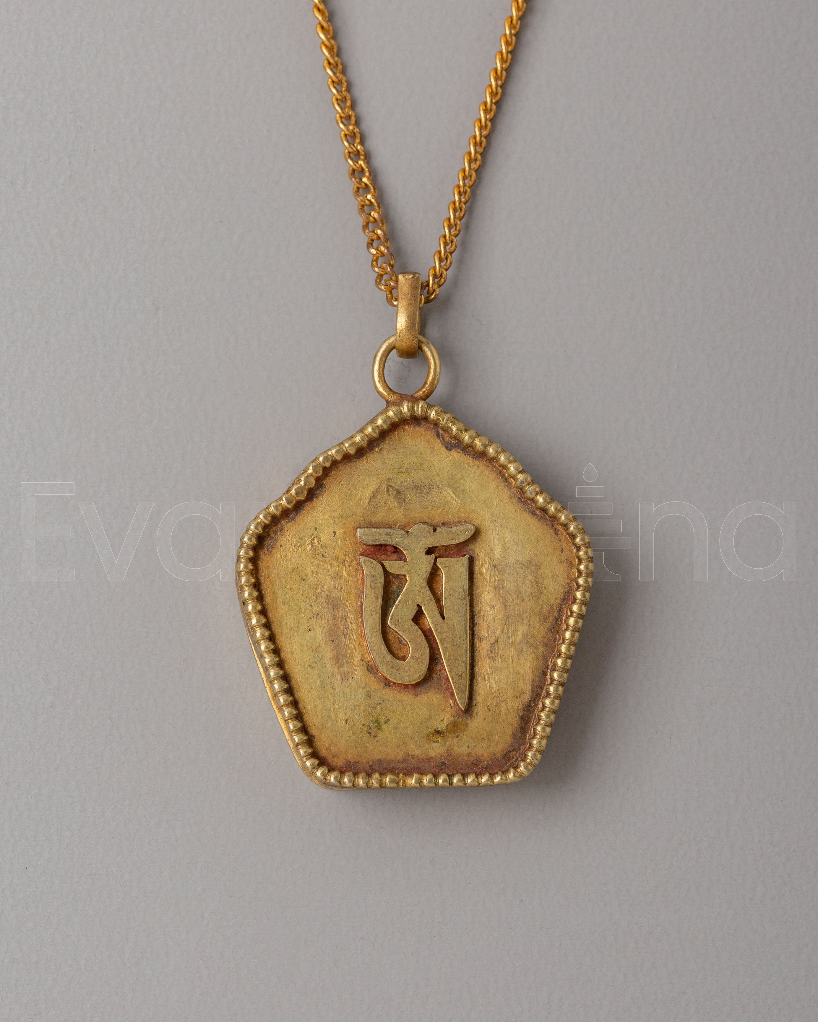 Ghau Box Locket