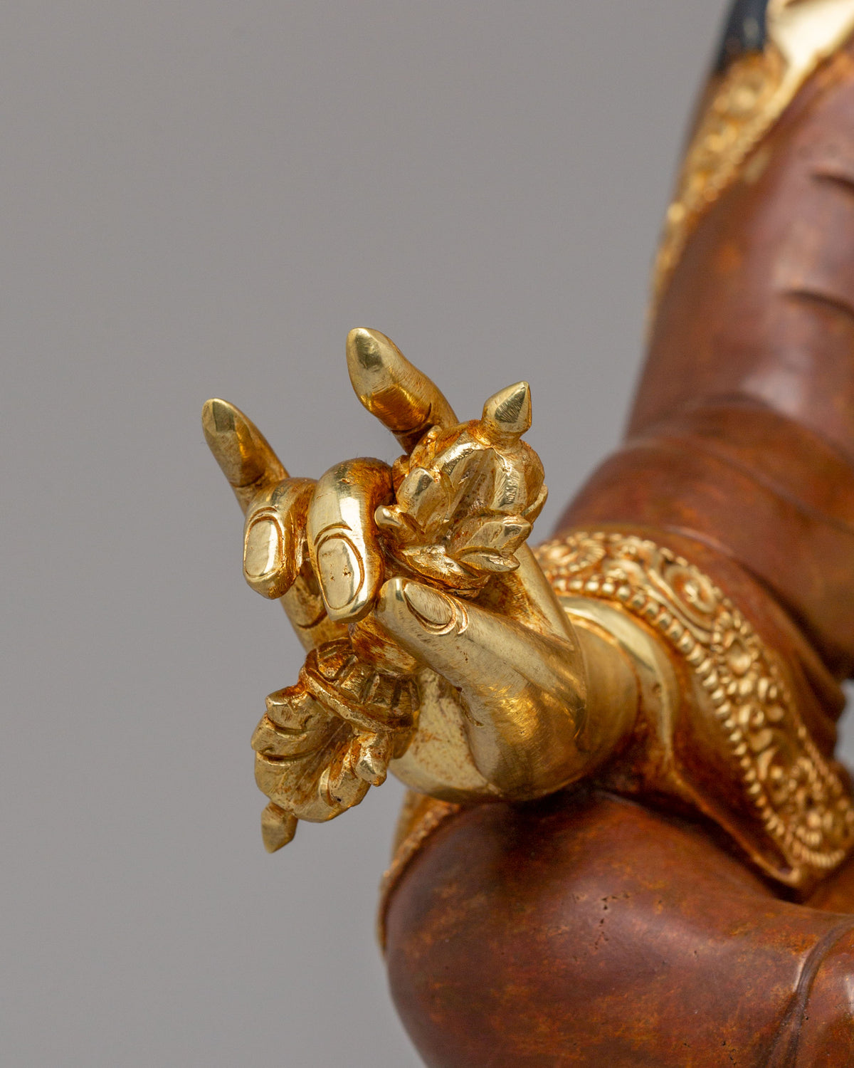 Spiritual Tibetan Guru Rinpoche Figurine | Symbol of Vajrayana Wisdom, Protection