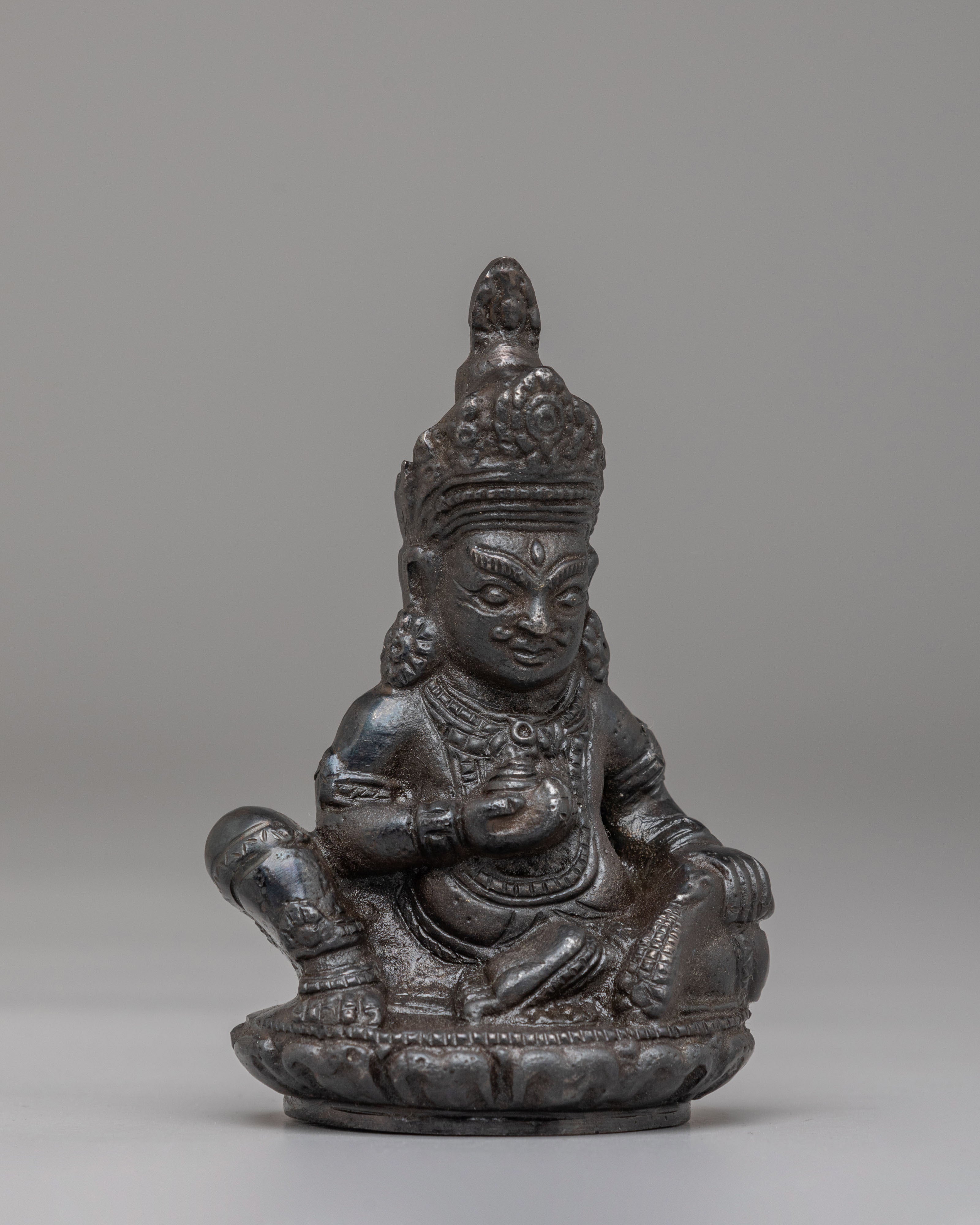 Dzambhala Prosperity God Statue | Symbol of Wealth and Abundance