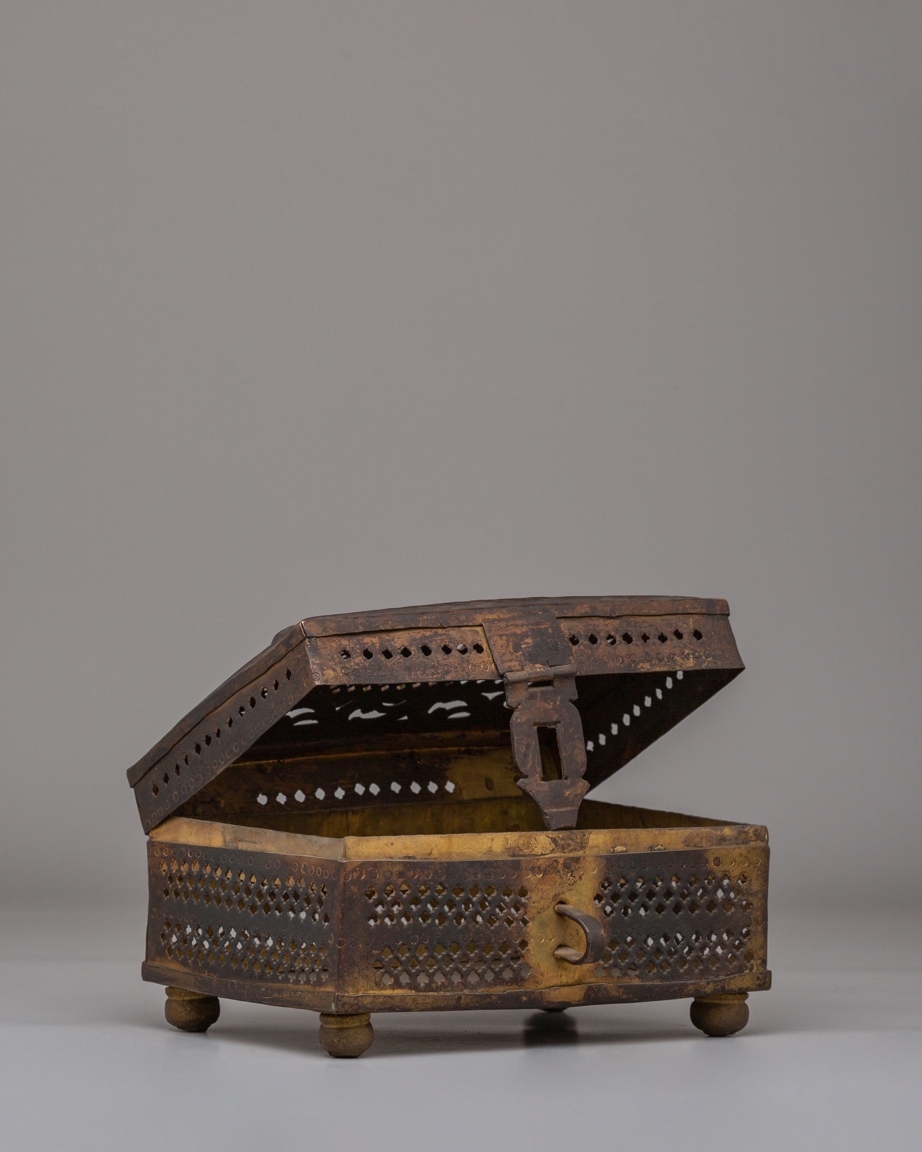 Handmade Antique Finish Box | Decorative Jewelry Holder
