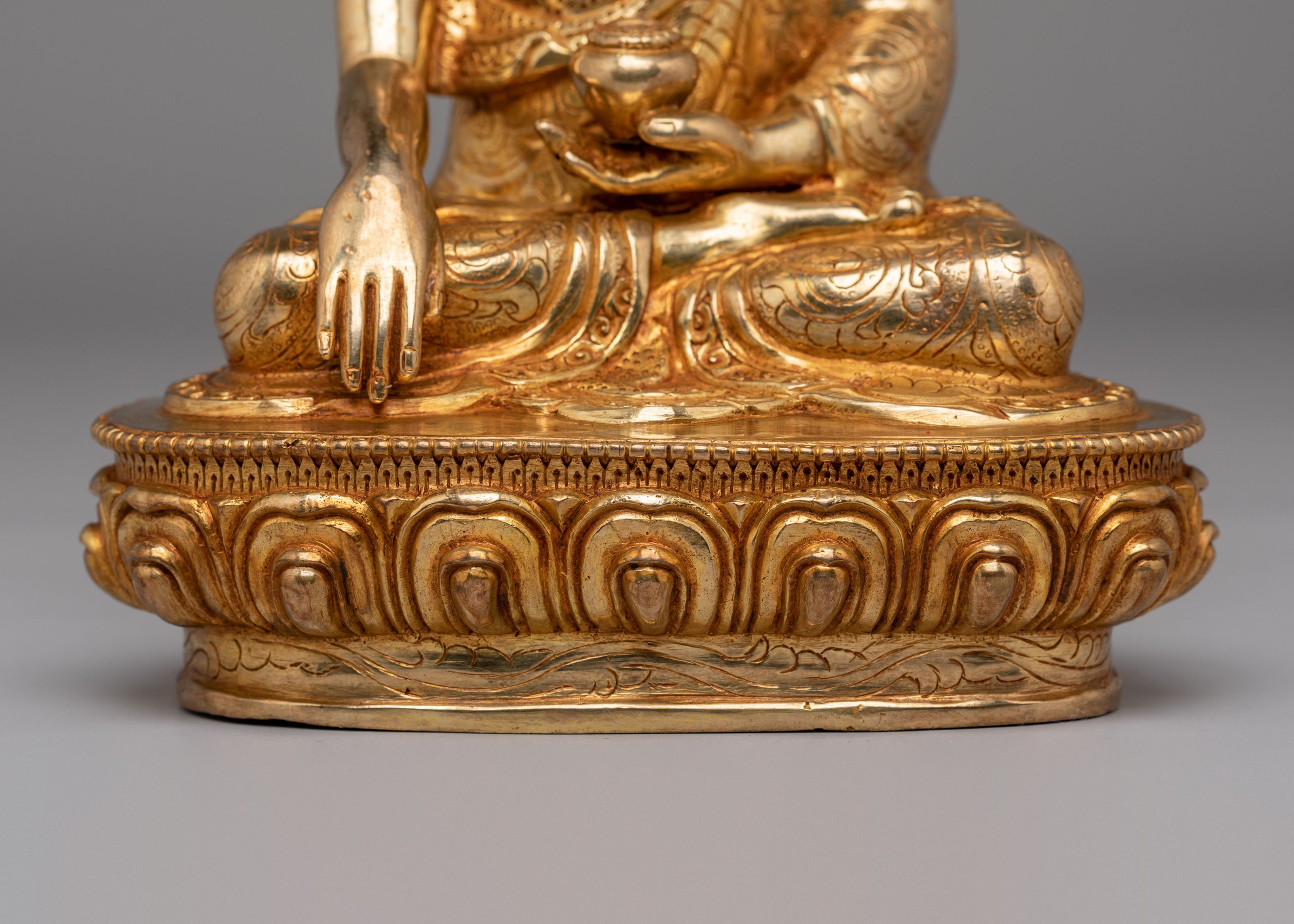 Bhumisparsha Shakyamuni Buddha Statue | Handcrafted Meditation Figurine