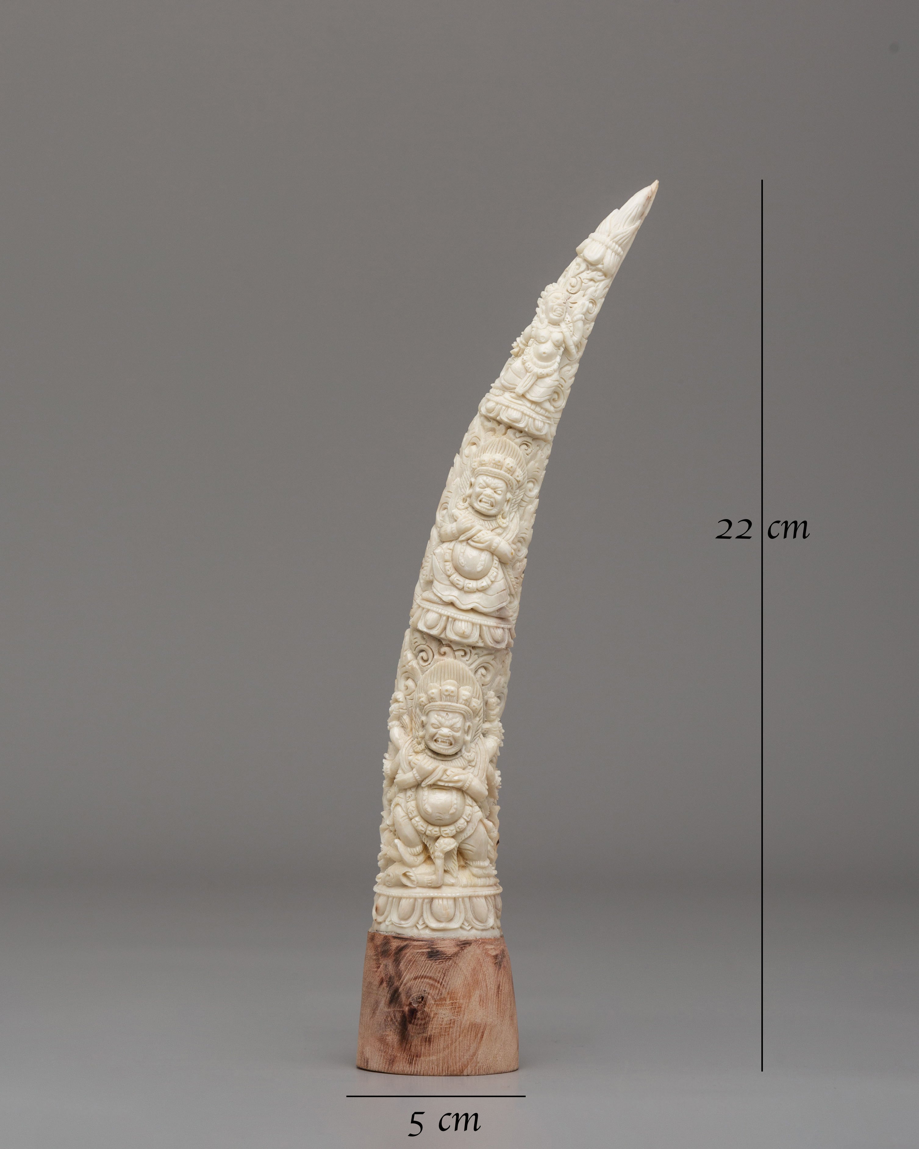 Sacred Mahakala Horn | Hand-Carved Tibetan Ritual Artifact