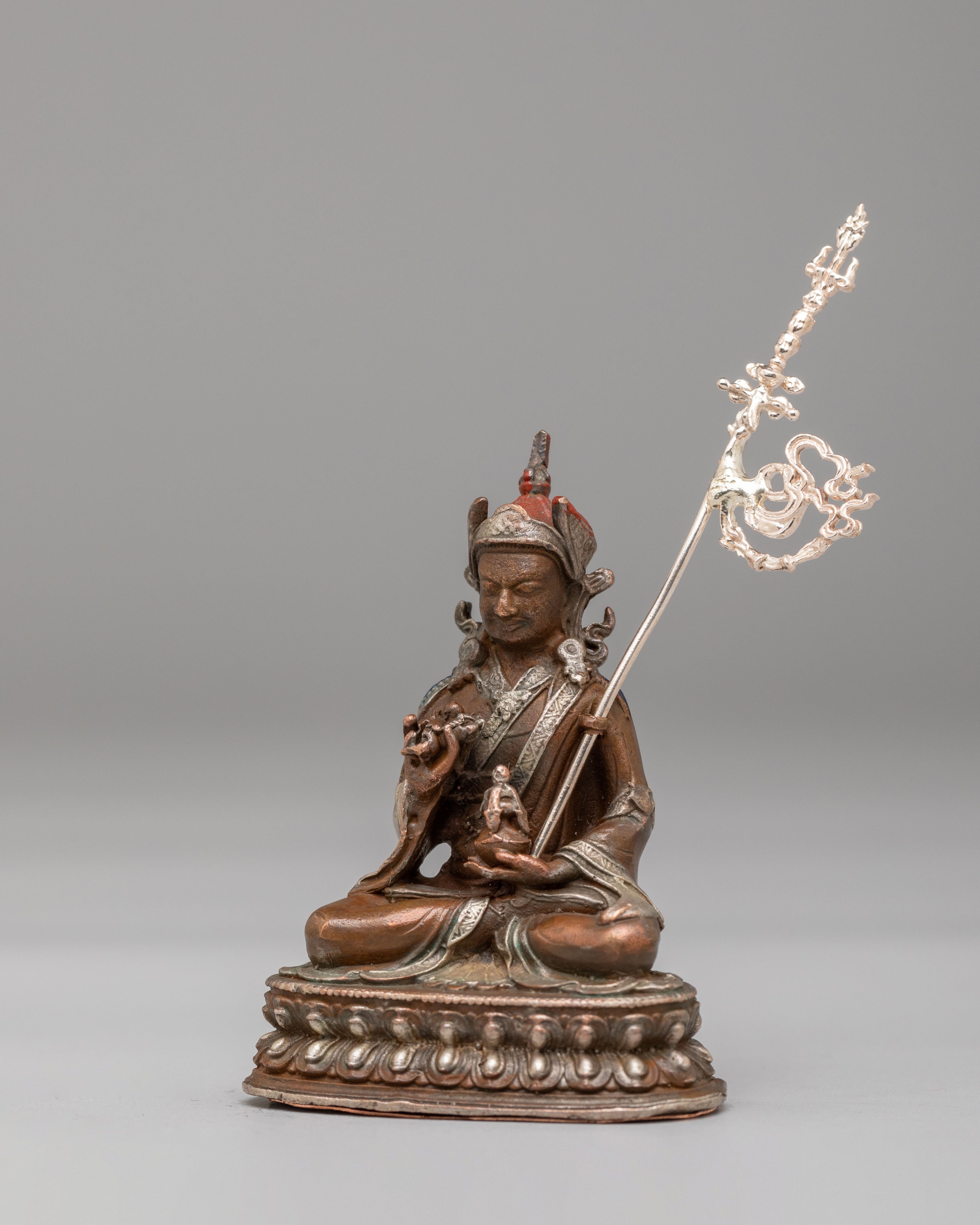 Tsokye Dorje Shrine Statue | Symbol of Wisdom and Spiritual Blessings