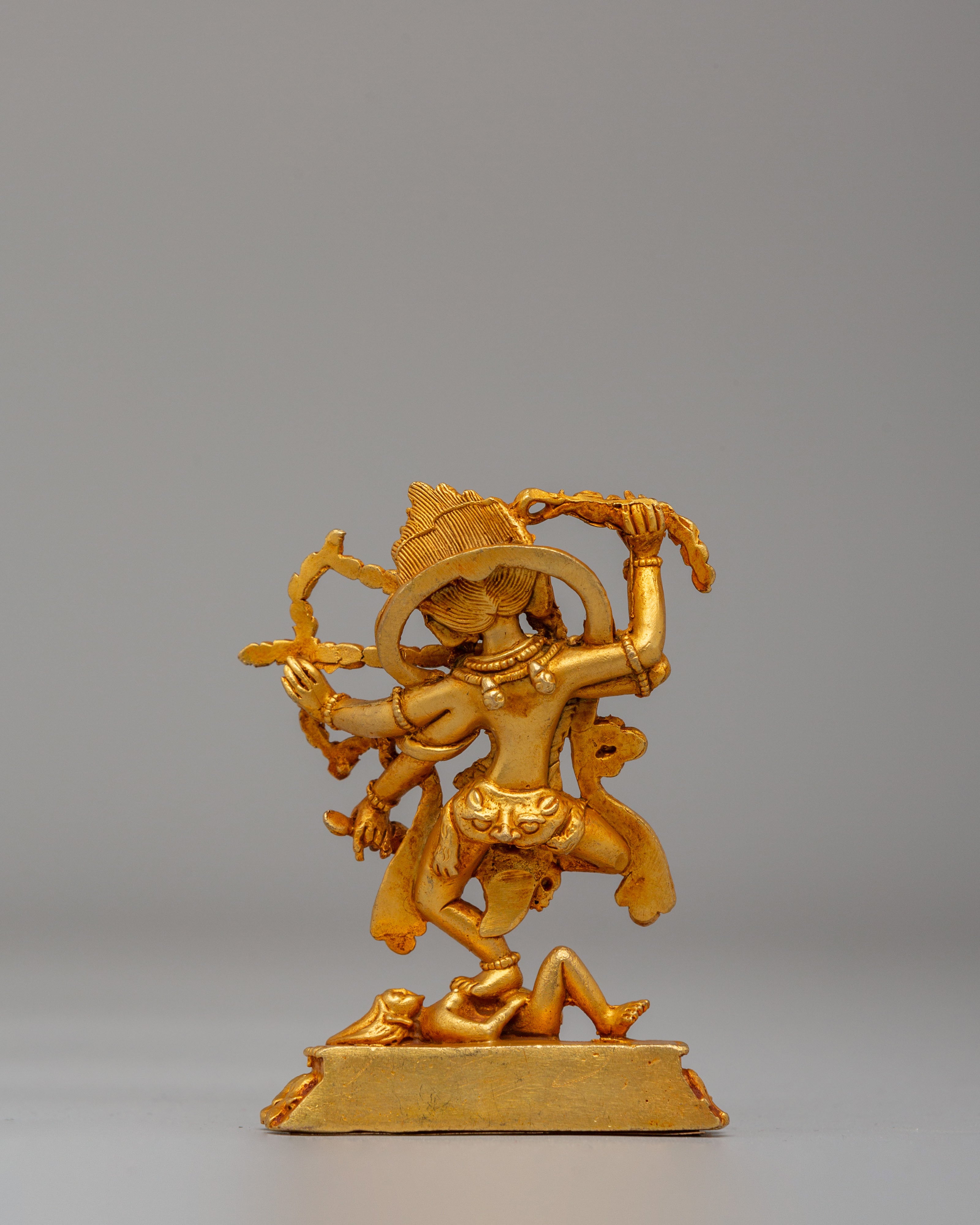 Divine Dakini Kurukulla Statue | Tibetan Buddhist Goddess of Magnetism