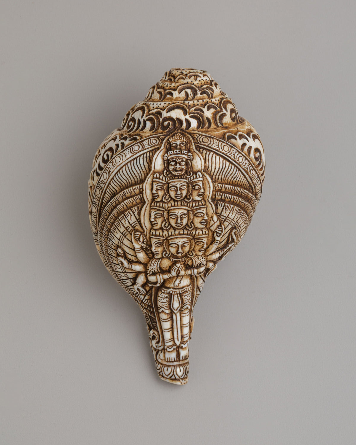 1000 Armed Conch With Stand | Sacred Chenrezig Conch for Spiritual Practice