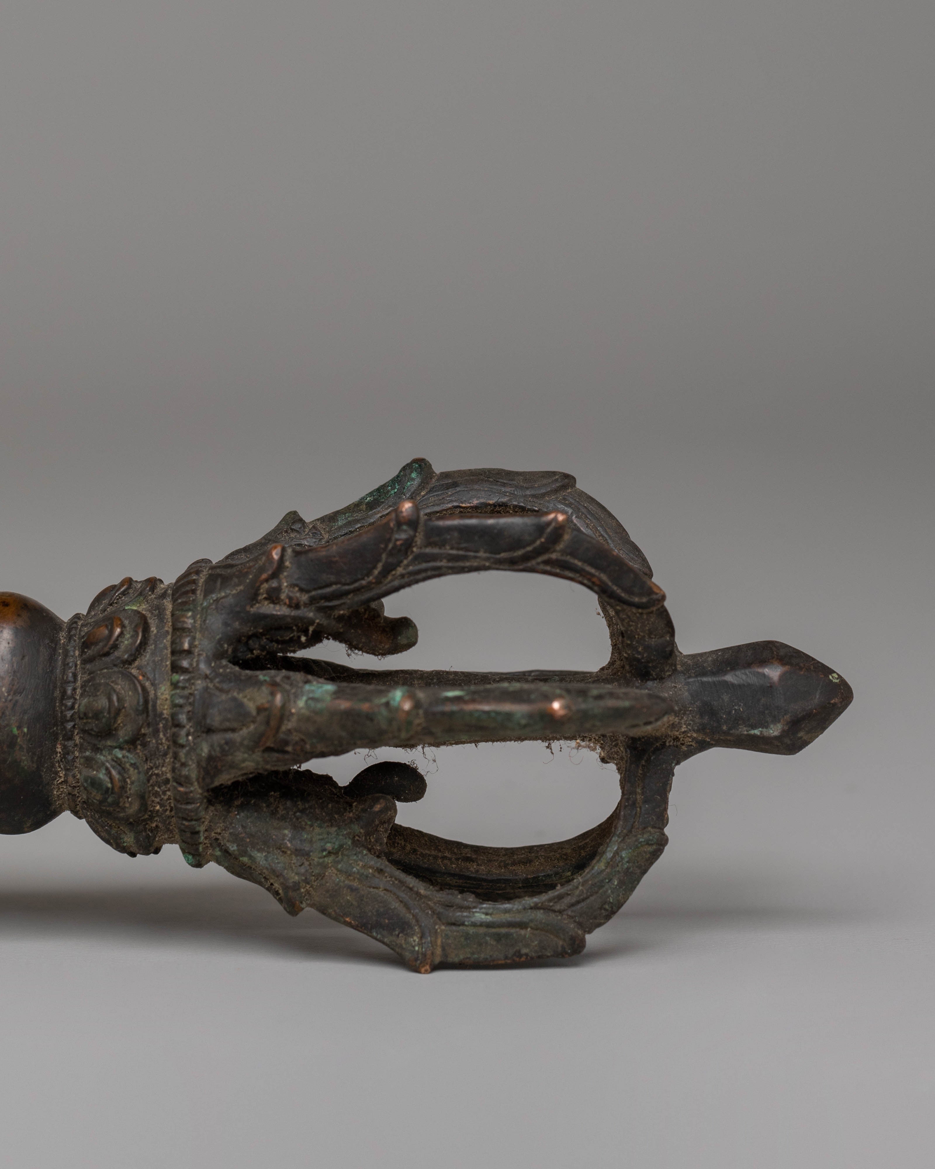 Tibetan Buddhist Vajra Dorje | Handcrafted Iron Vajra for Spiritual Protection and Meditation