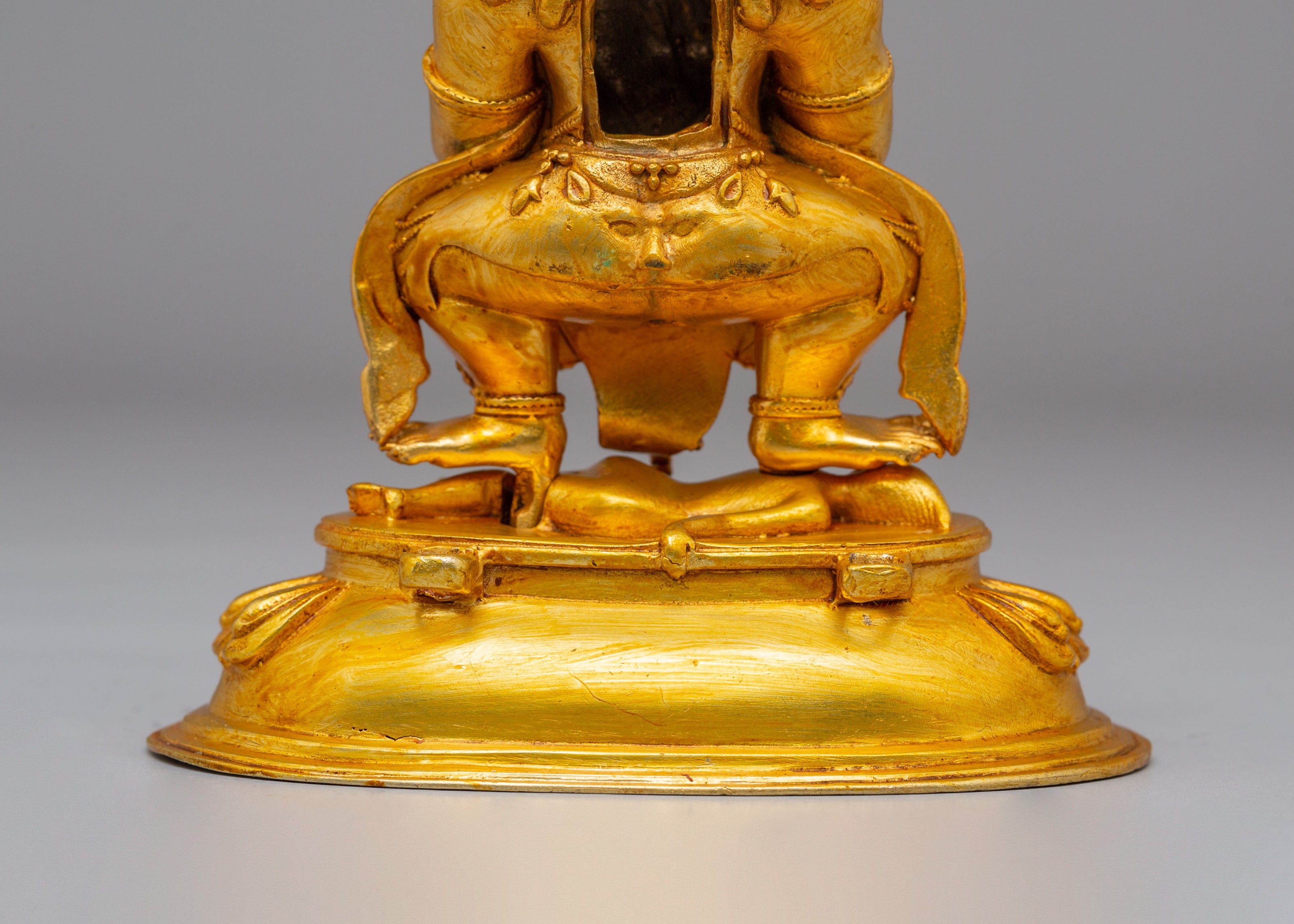 Traditional Buddhist Mahakala Sculpture | Symbol of Power & Protection