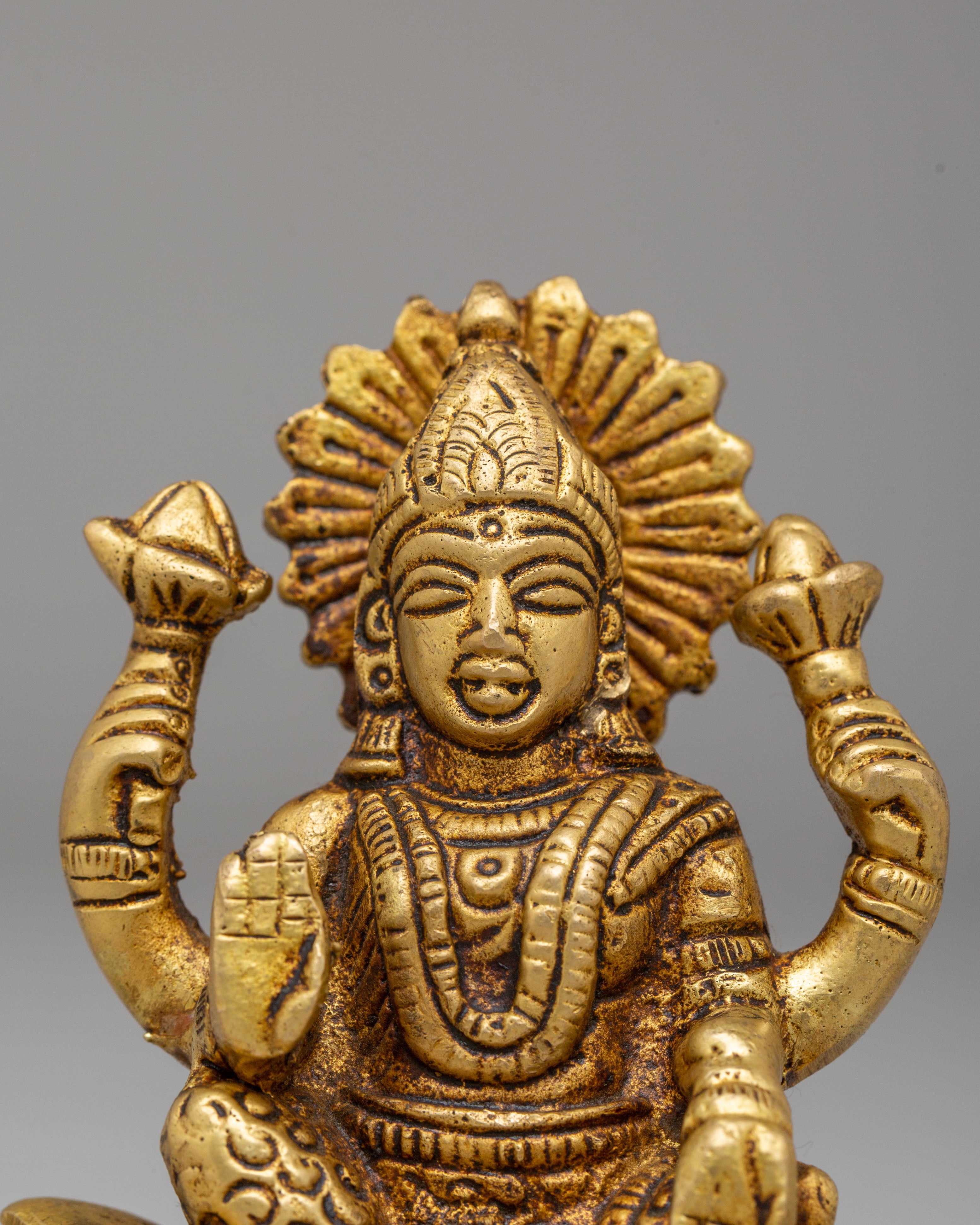 Handcrafted Laxmi Deity Statue | Elegant Home Decor