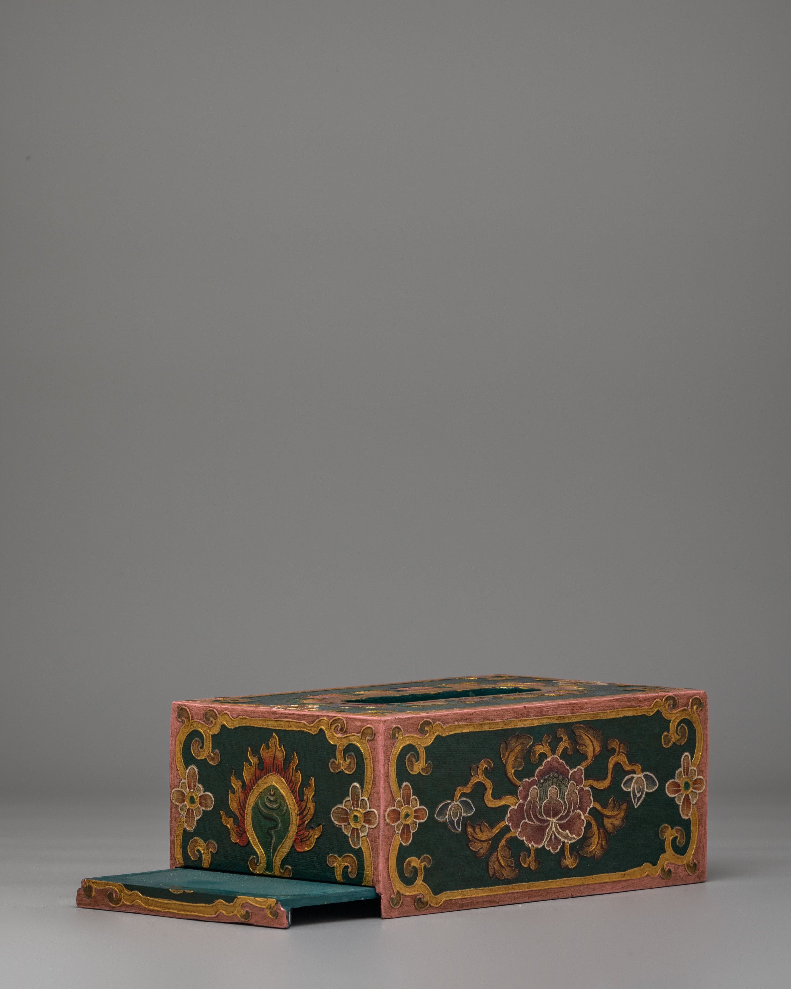 Traditional Tissue Holder | Spiritual Altar Decor
